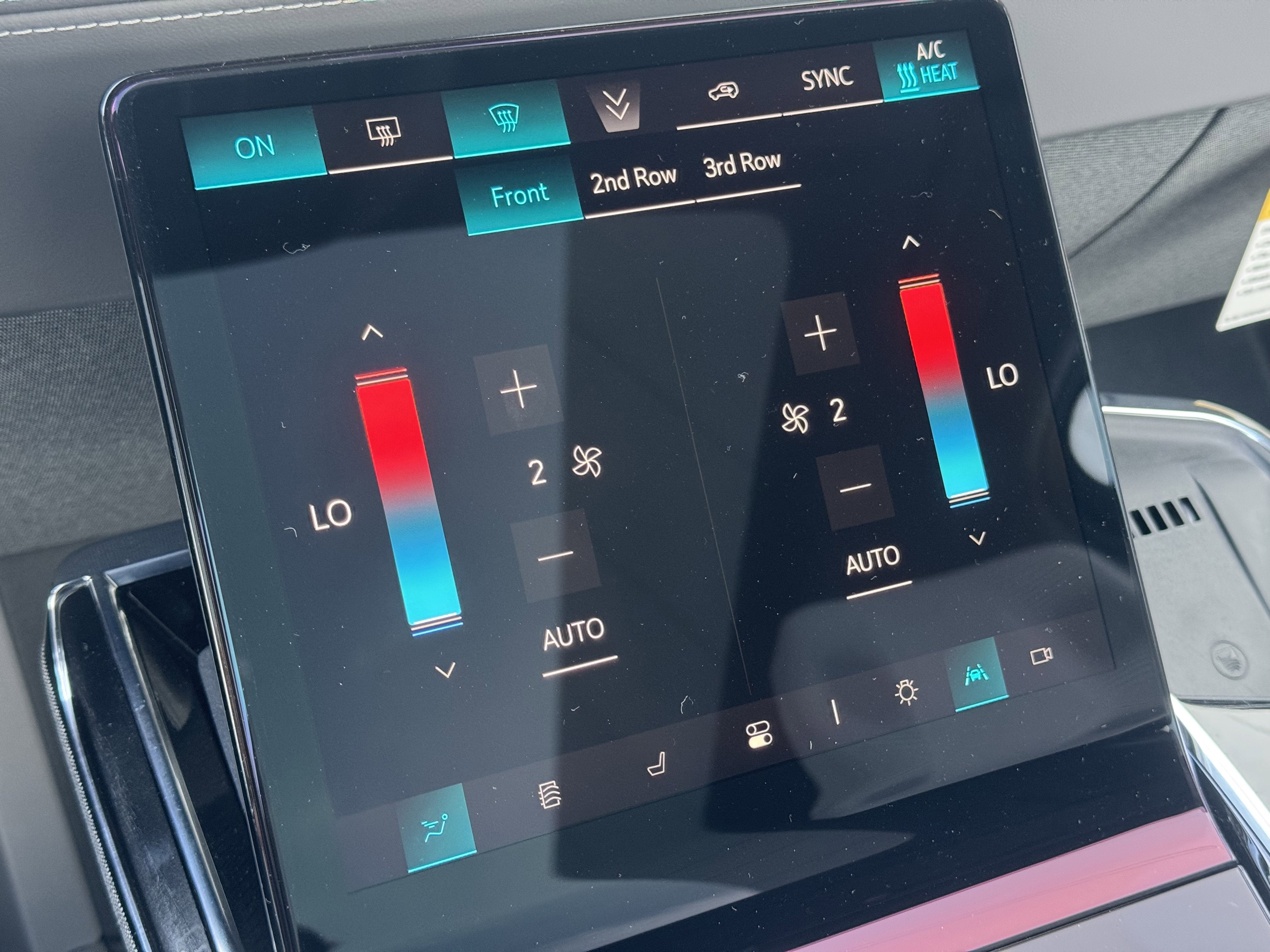 2025 Cadillac ESCALADE IQ Sport 1