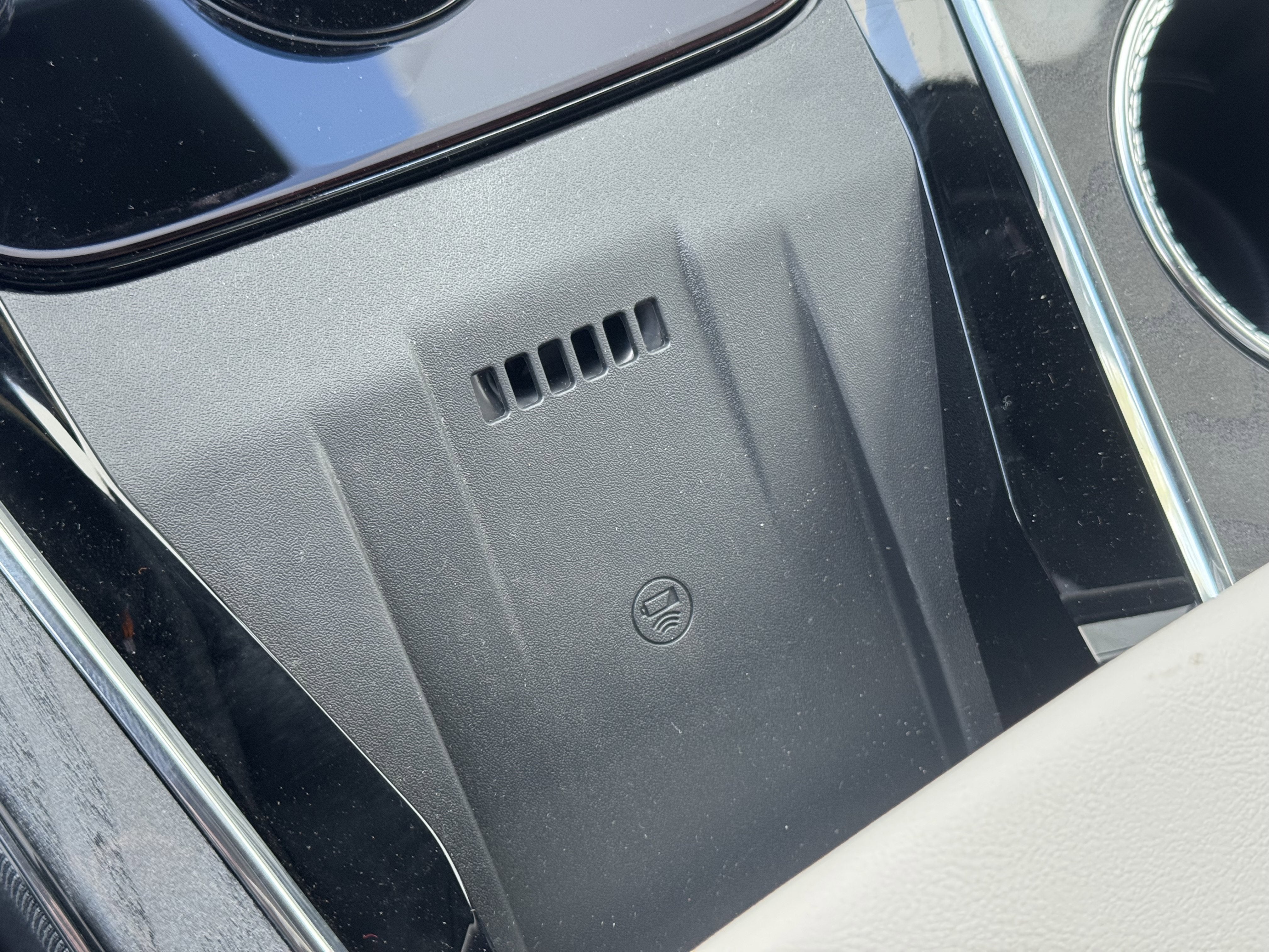 2025 Cadillac ESCALADE IQ Sport 1