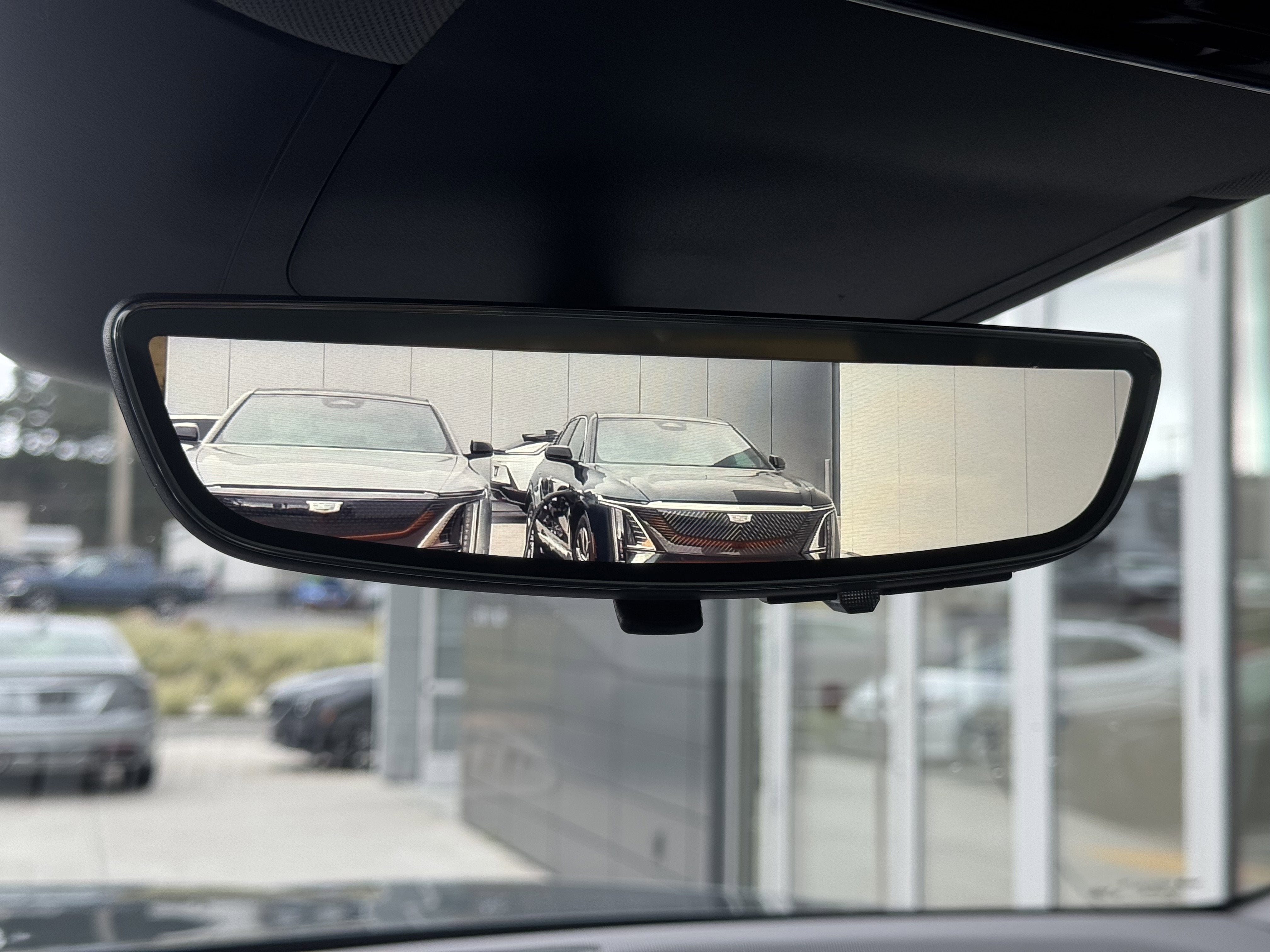 2025 Cadillac ESCALADE IQ Sport 1