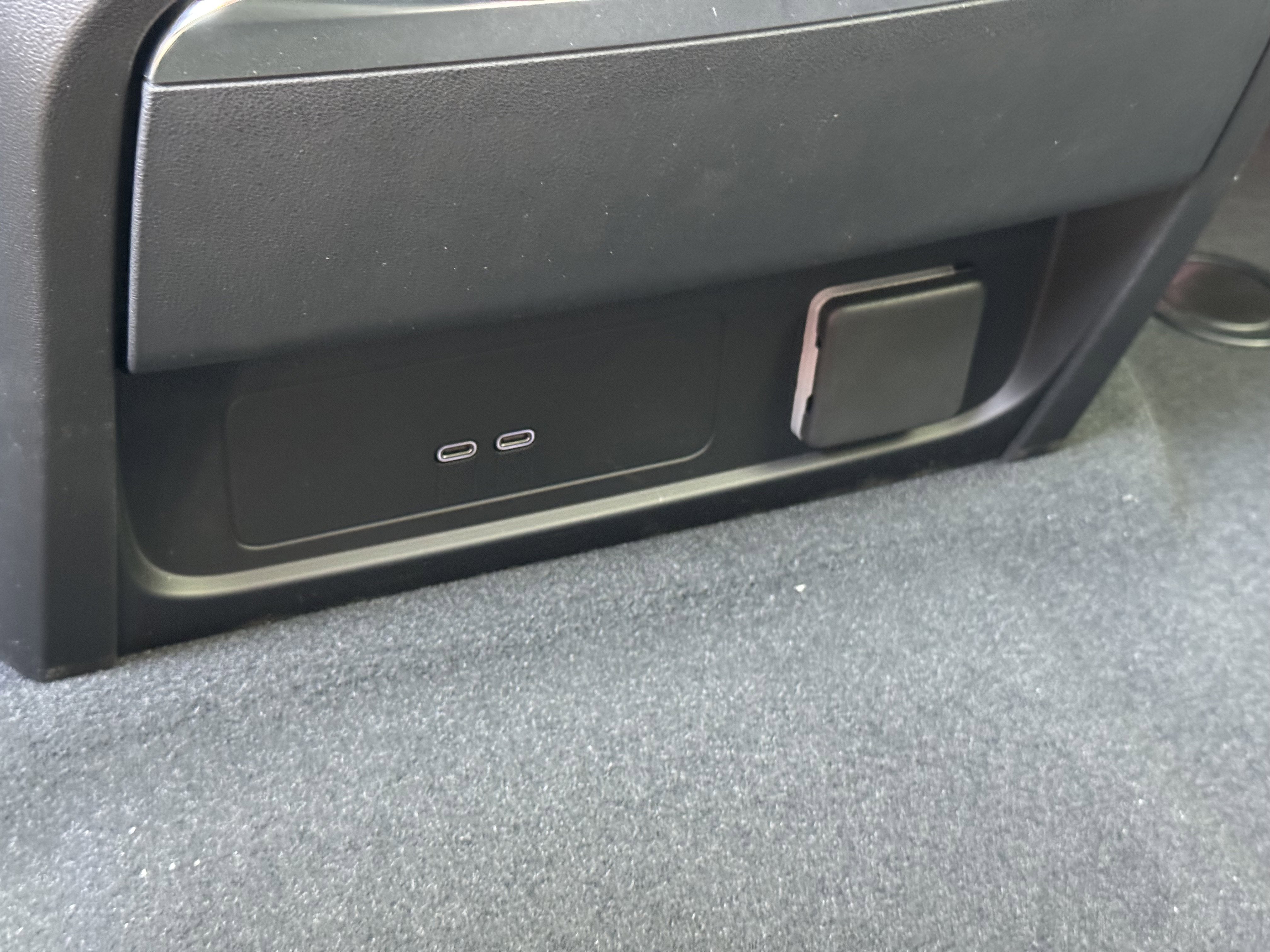 2025 Cadillac ESCALADE IQ Sport 1