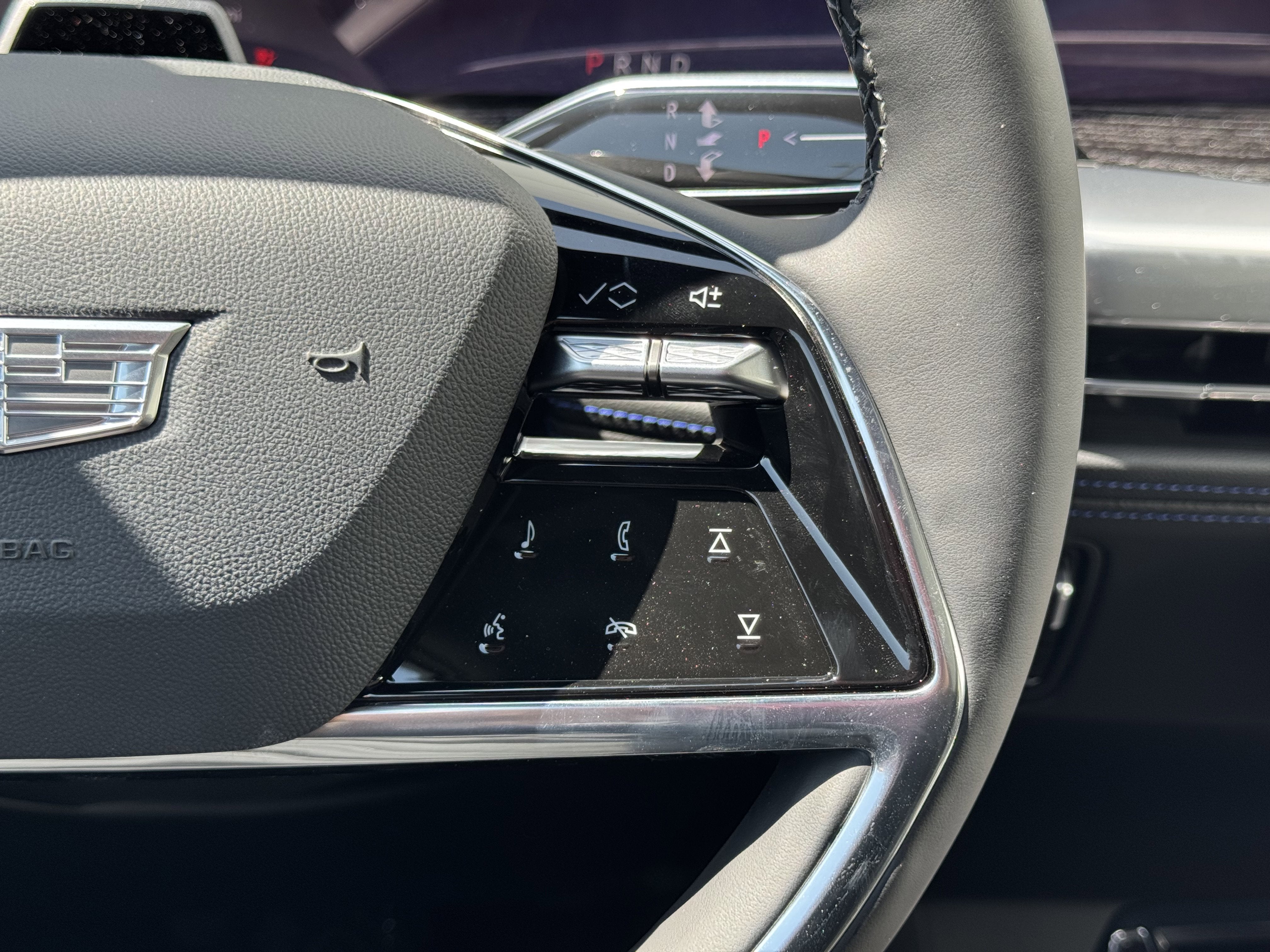 2025 Cadillac ESCALADE IQ Sport 1