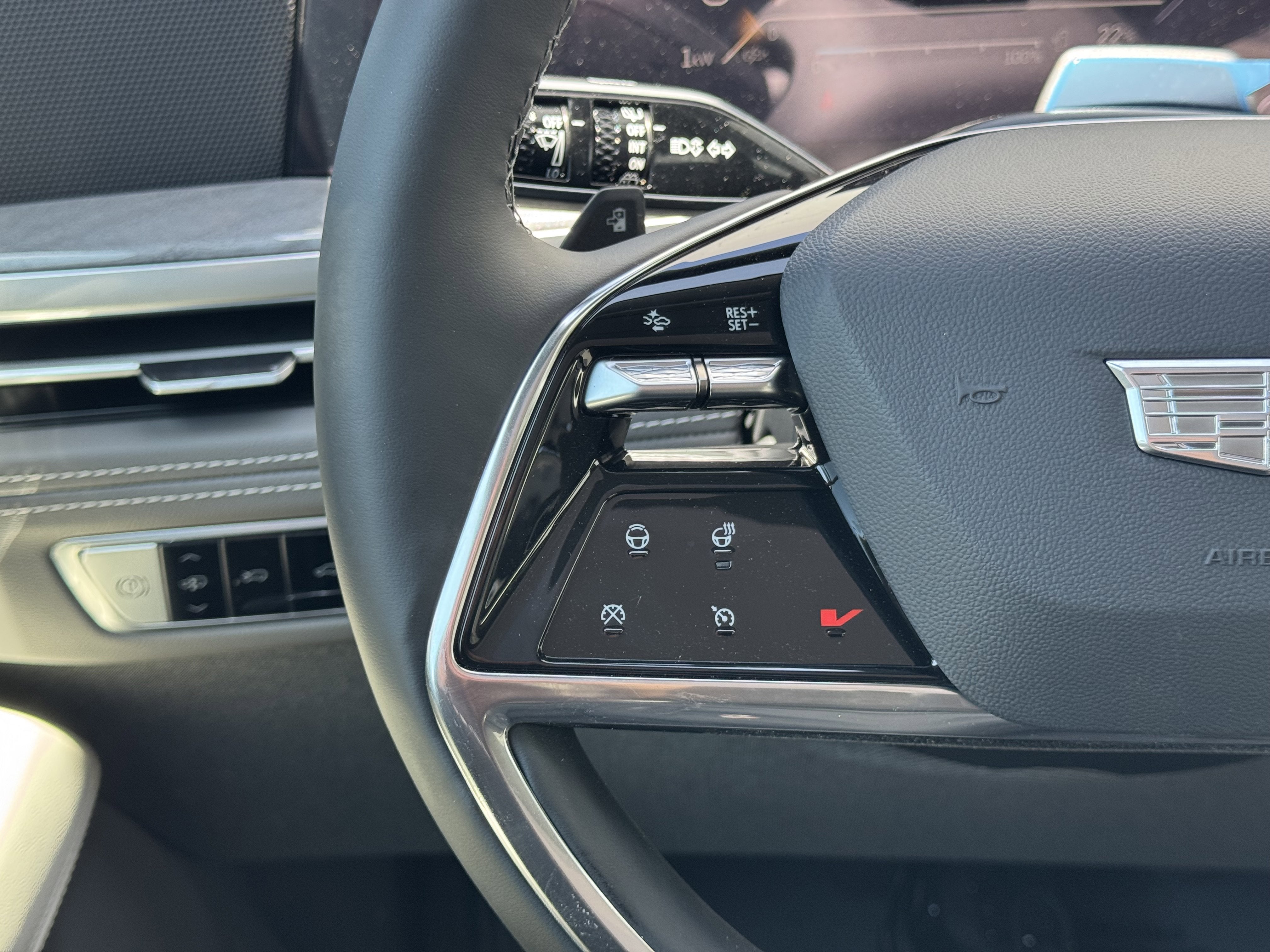 2026 Cadillac ESCALADE IQ Sport