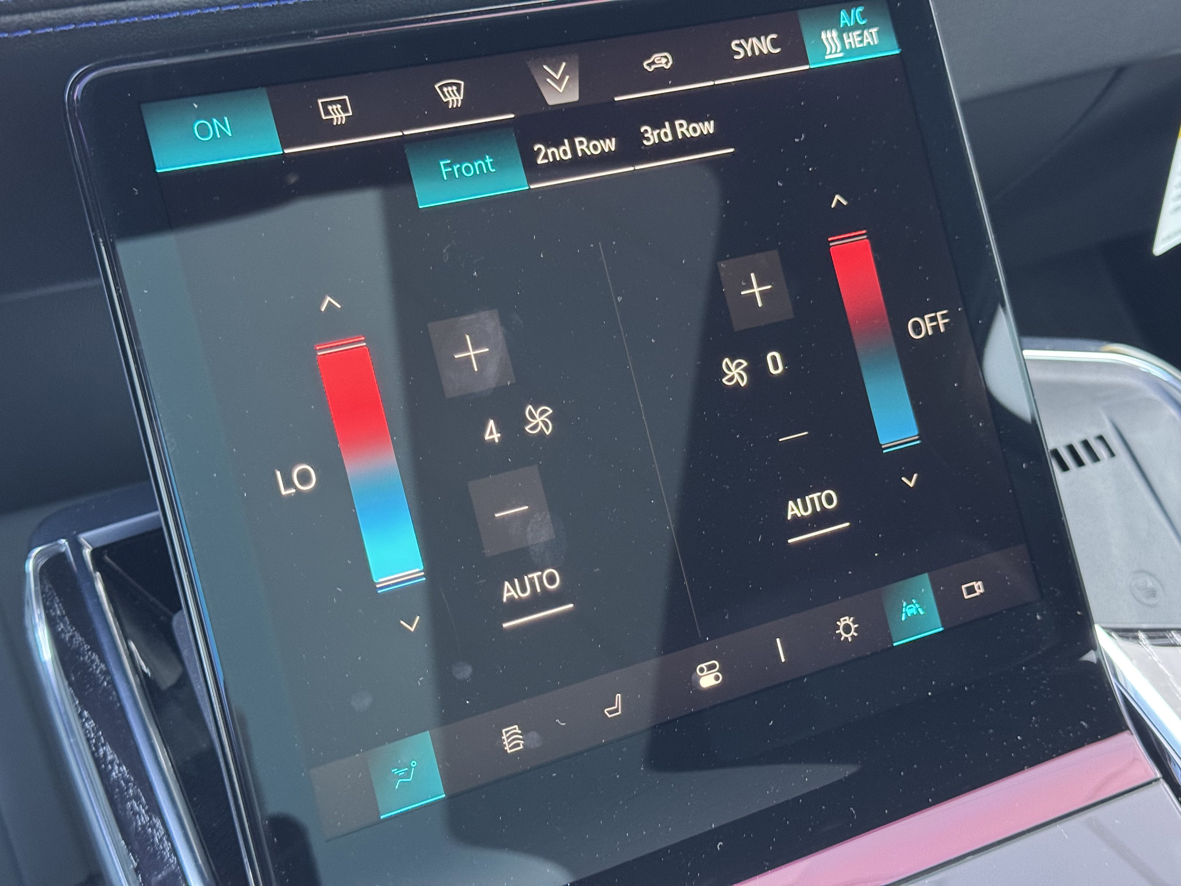 2026 Cadillac ESCALADE IQ Sport