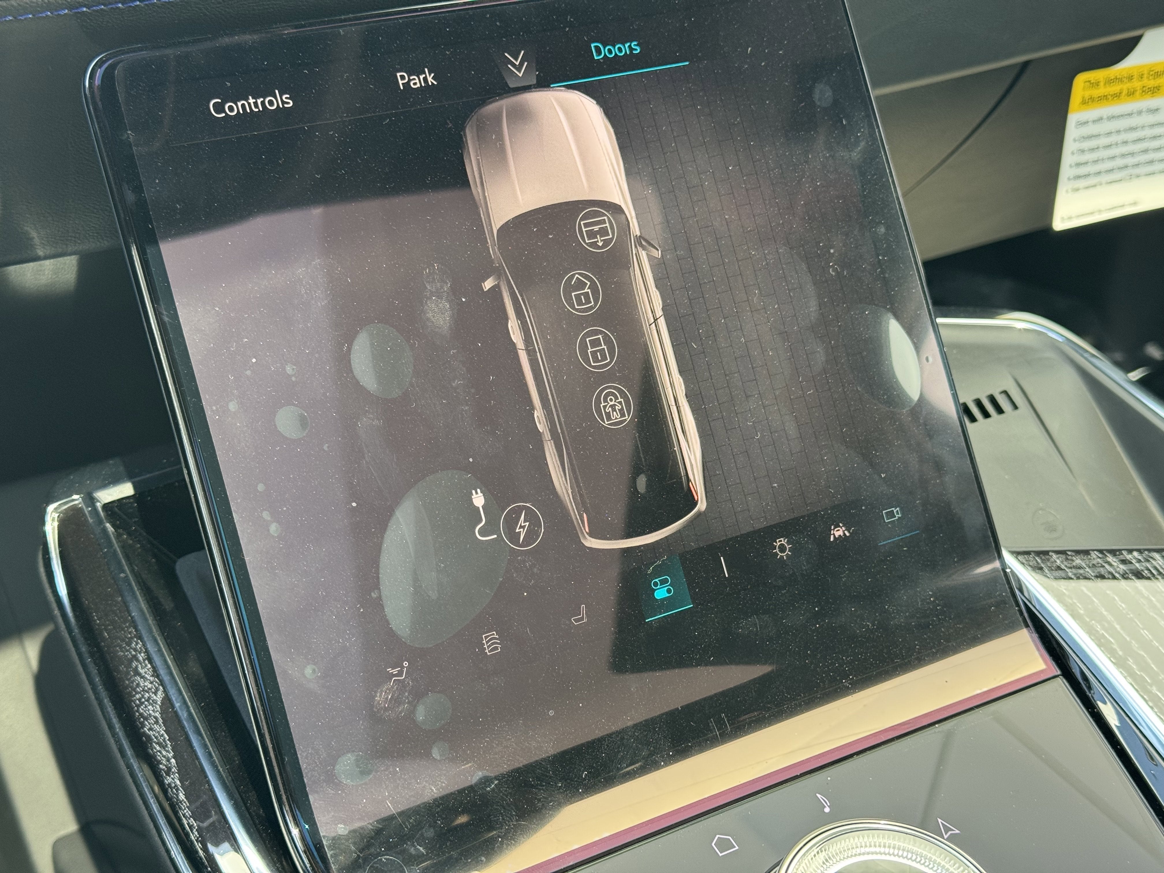 2025 Cadillac ESCALADE IQ Sport 1