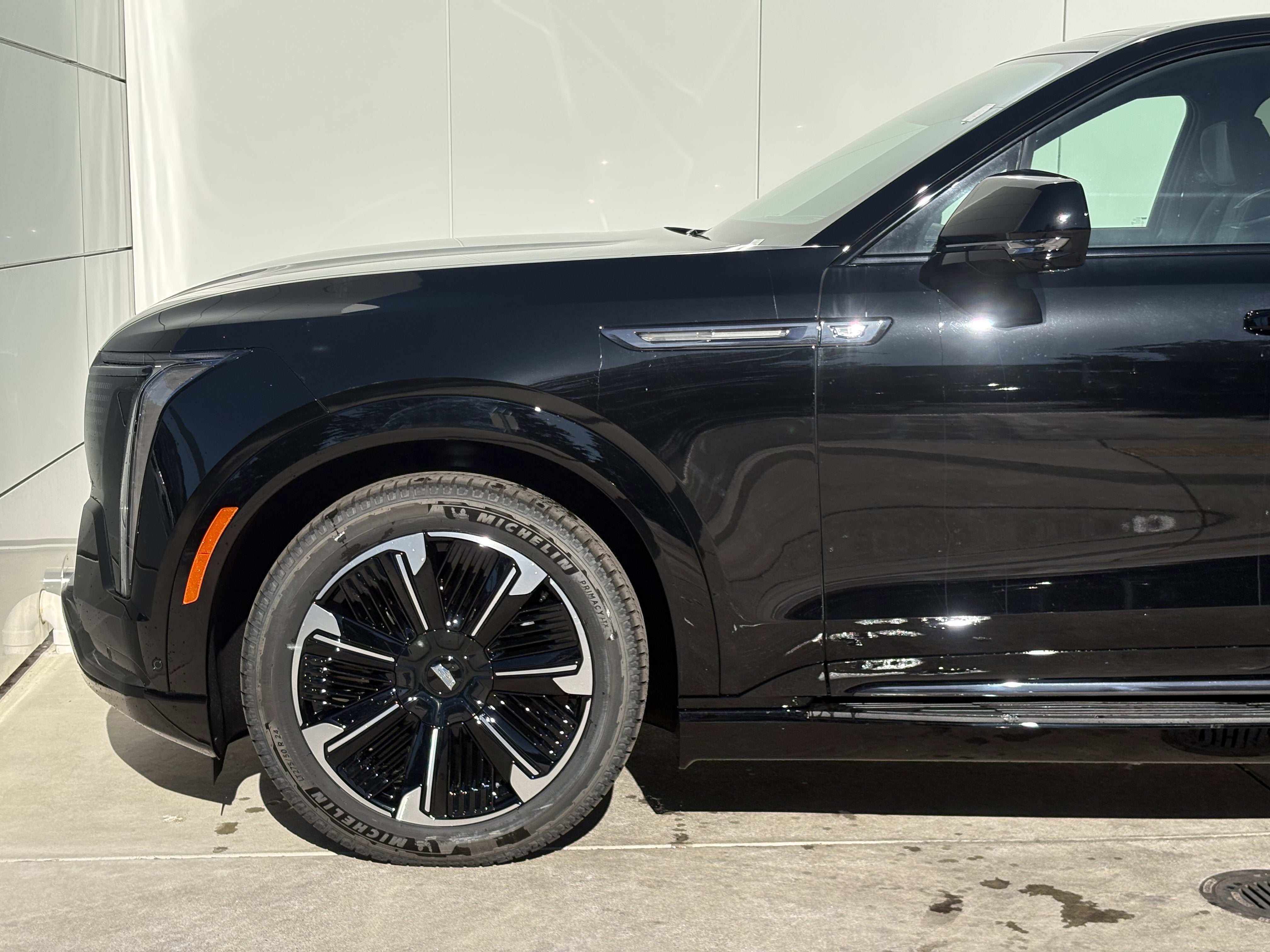 2025 Cadillac ESCALADE IQ Sport 1