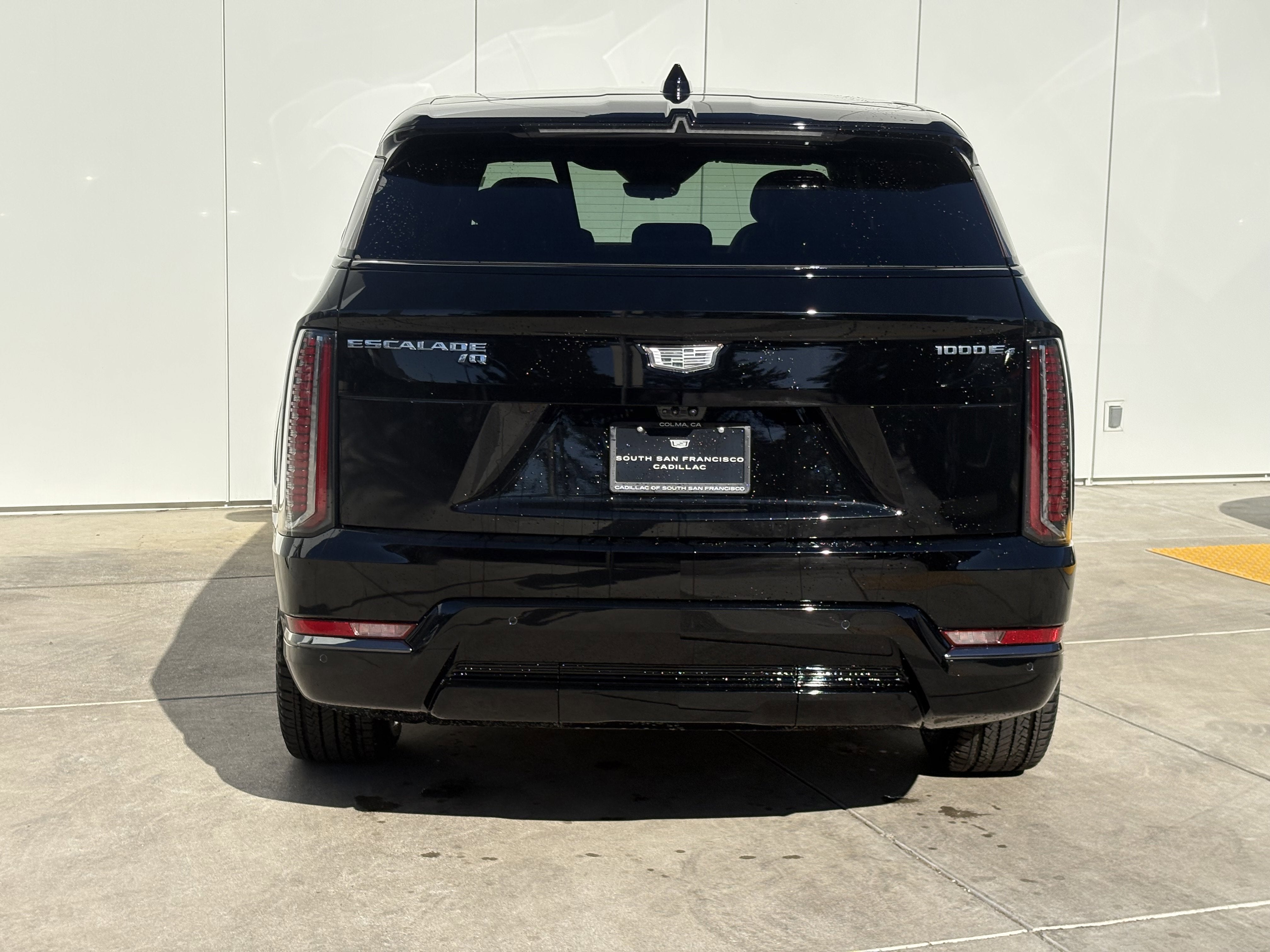 2025 Cadillac ESCALADE IQ Sport 1