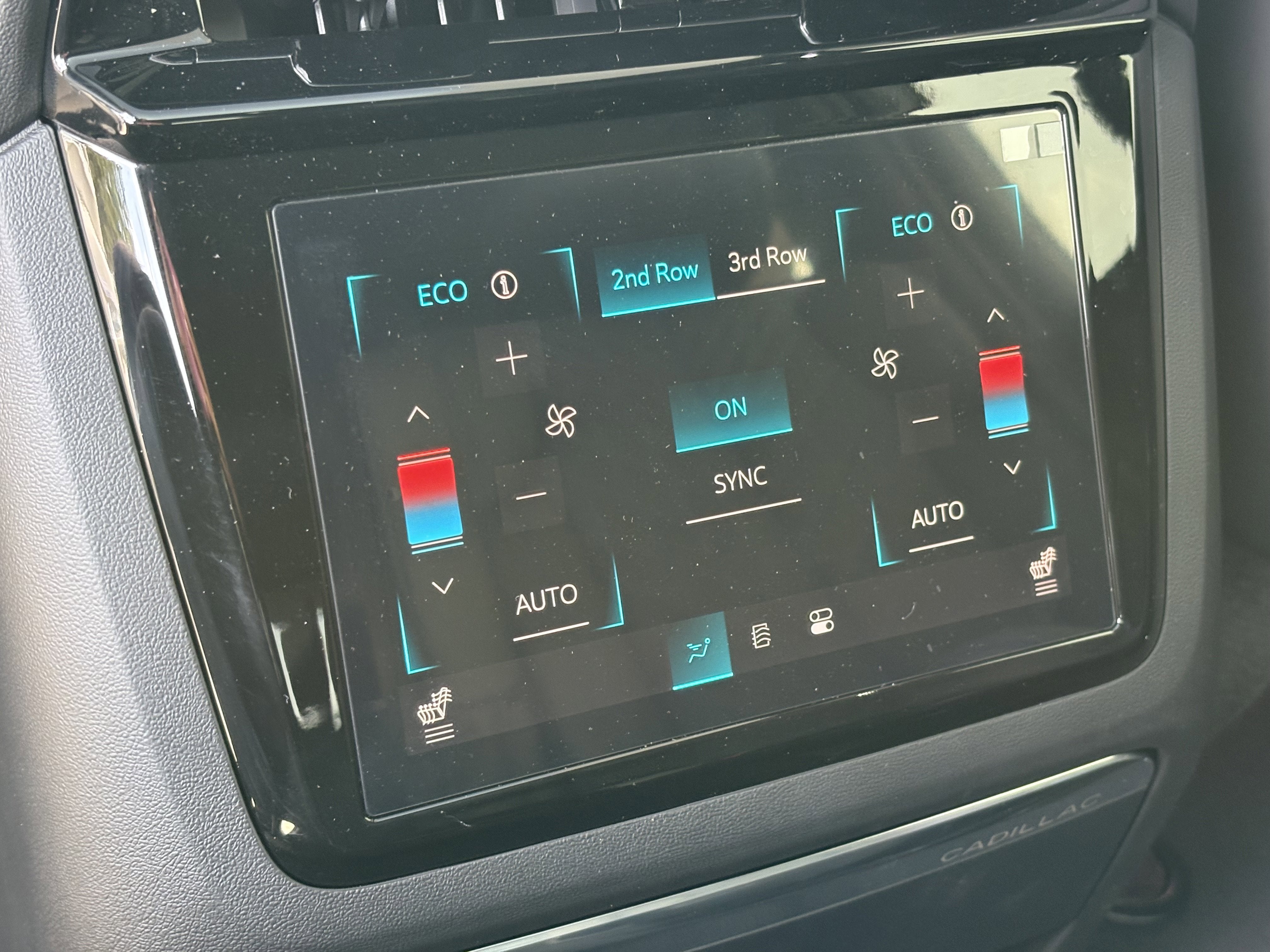 2026 Cadillac ESCALADE IQ Sport