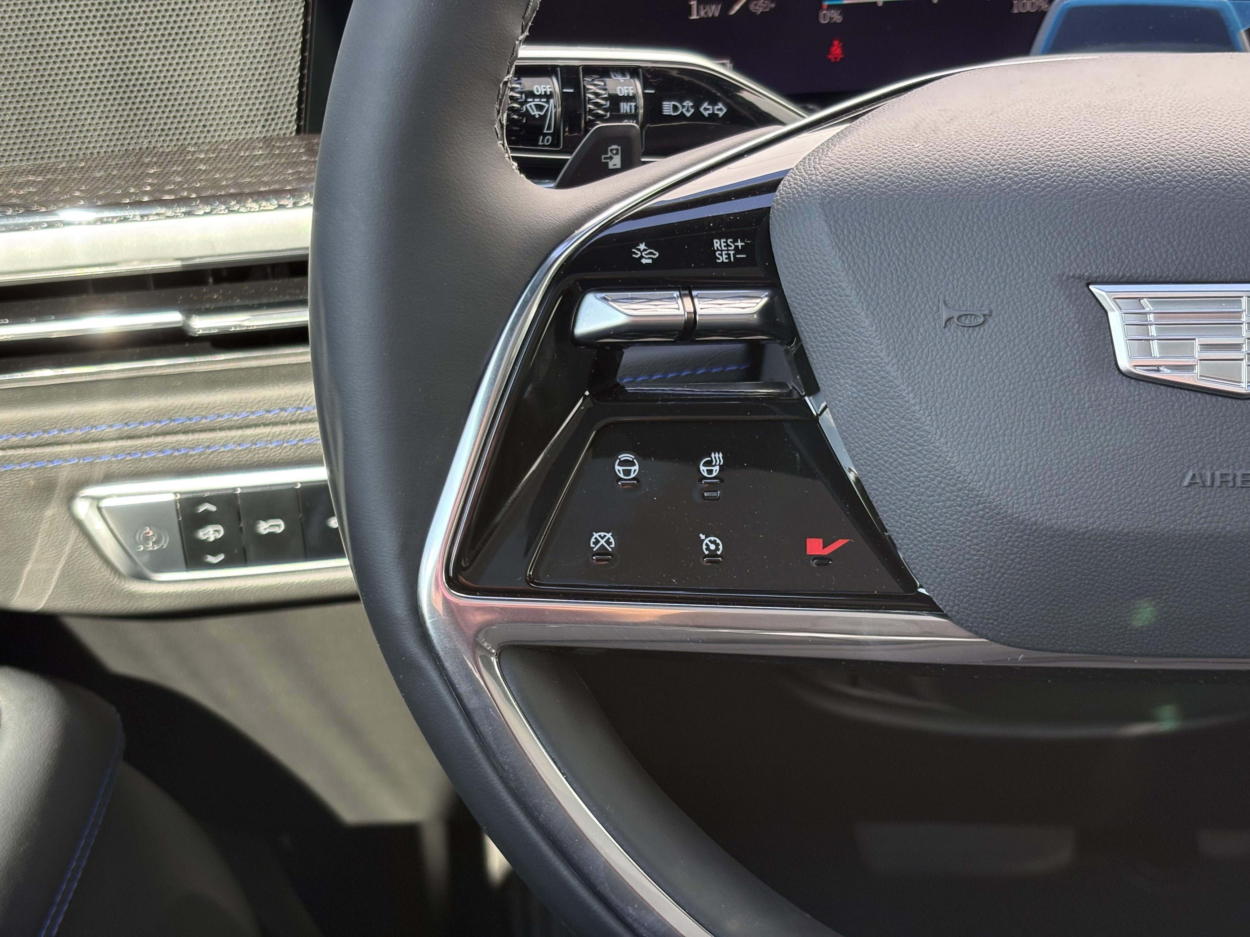 2026 Cadillac ESCALADE IQ Sport