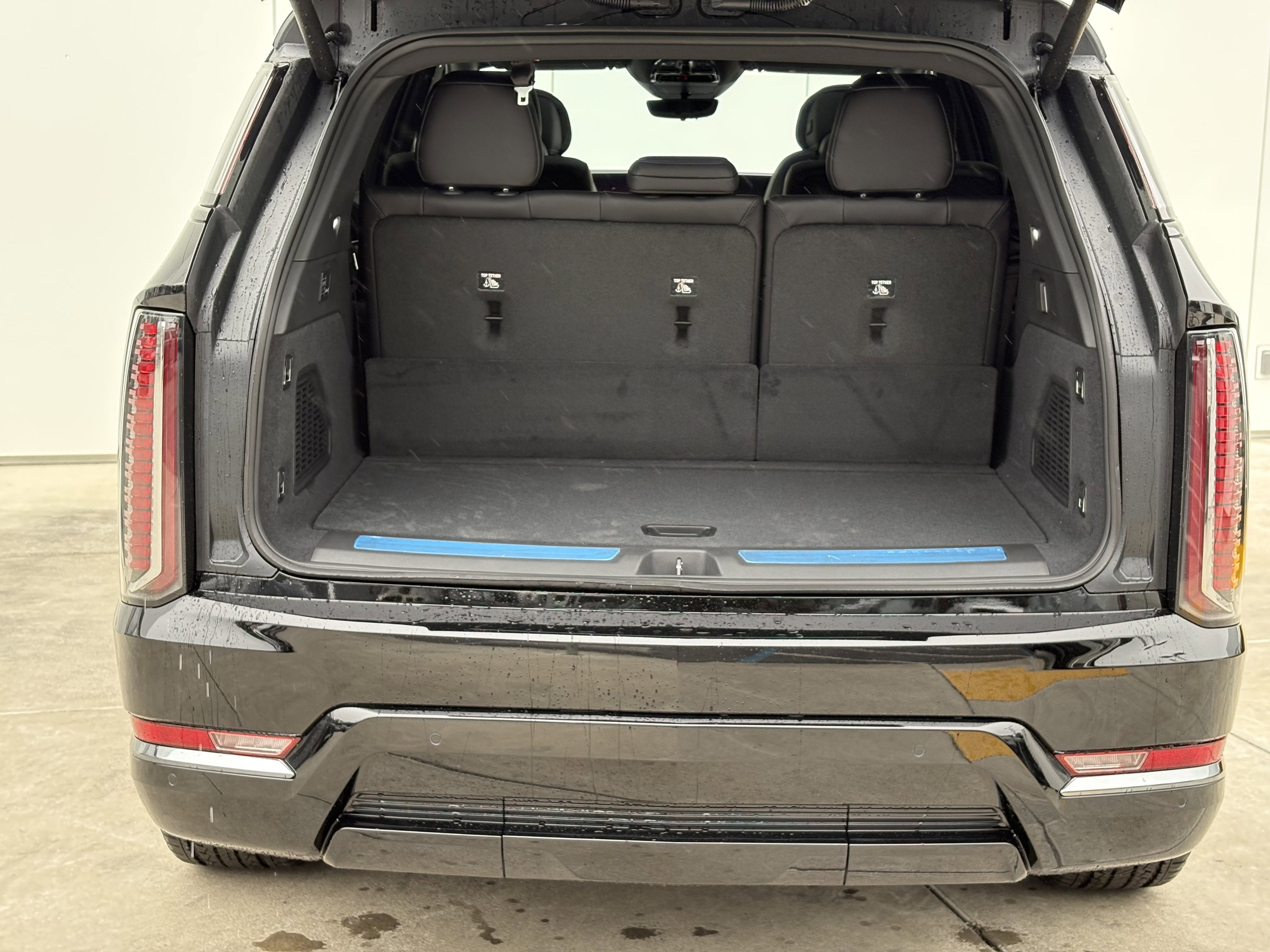 2026 Cadillac ESCALADE IQ Sport