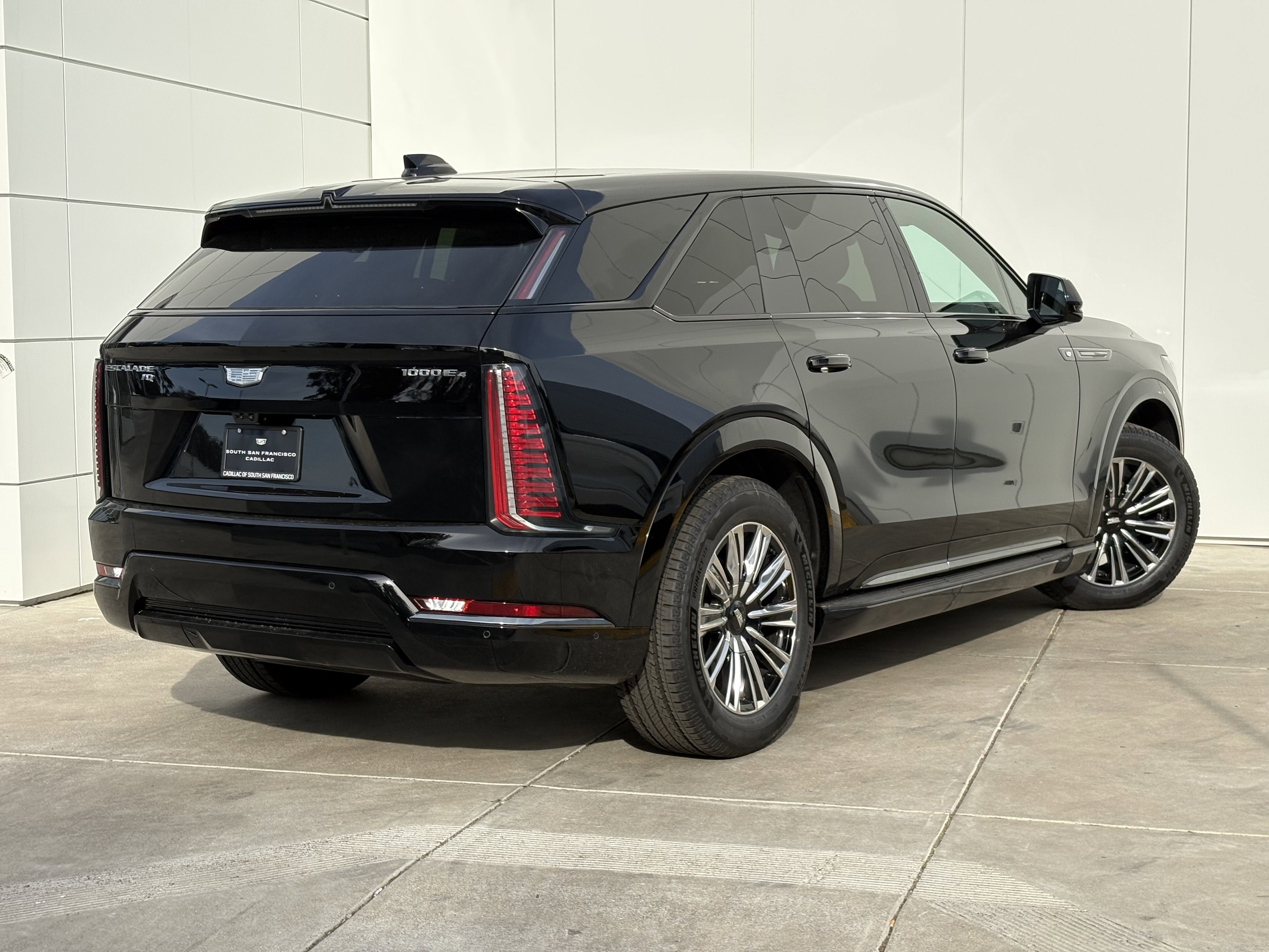 2026 Cadillac ESCALADE IQ Sport