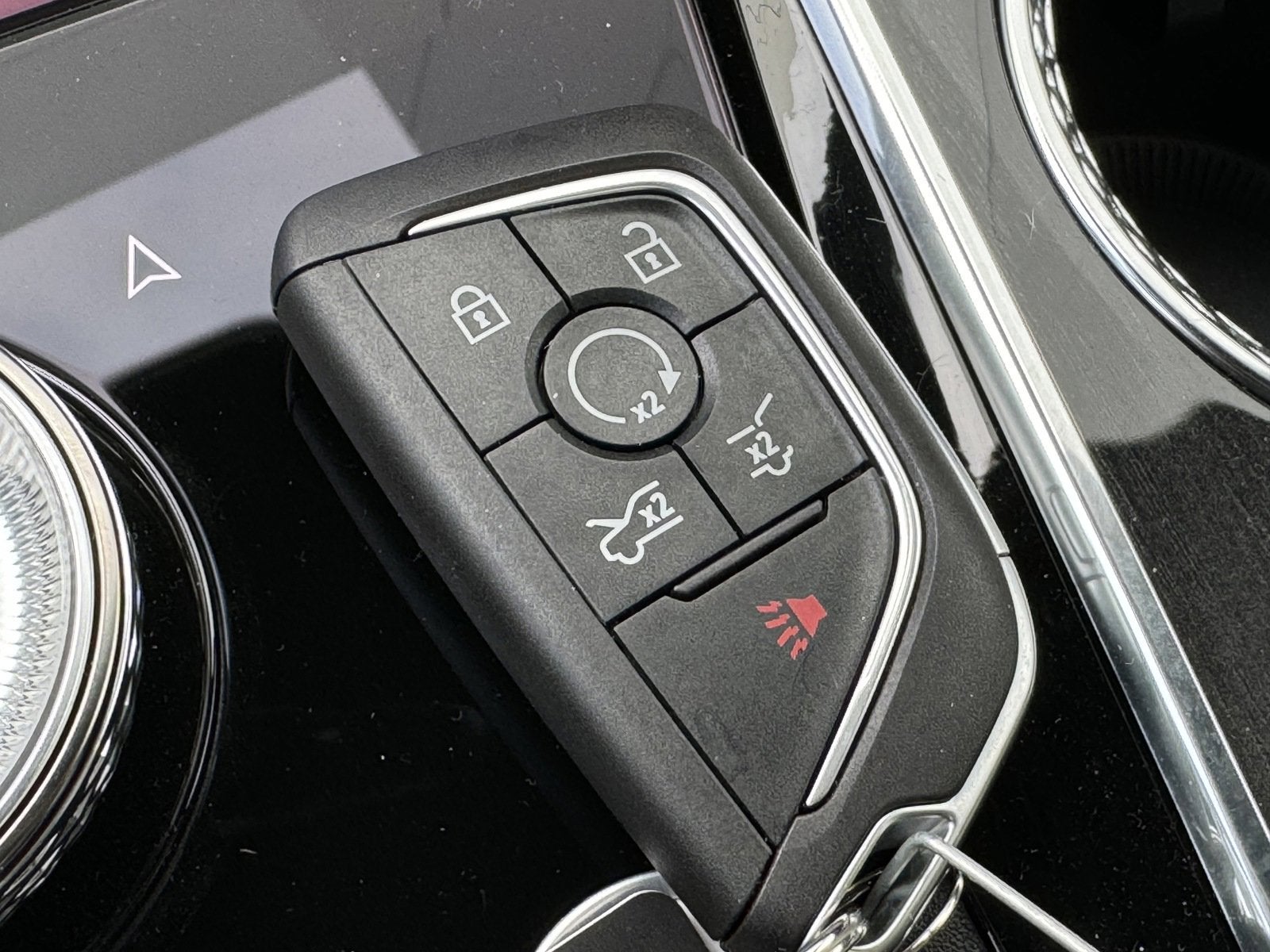 2025 Cadillac ESCALADE IQ Sport 2