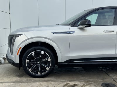 2025 Cadillac ESCALADE IQ Sport 2