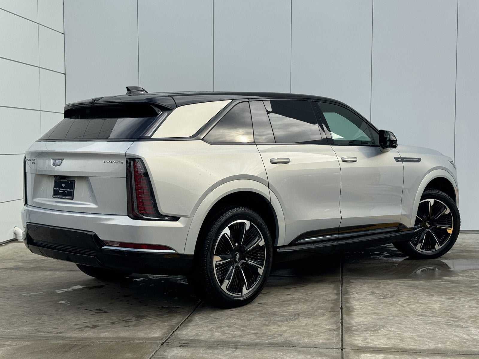 2025 Cadillac ESCALADE IQ Sport 2