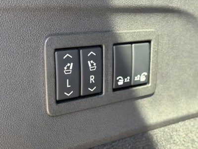 2025 Cadillac ESCALADE IQ Sport 2