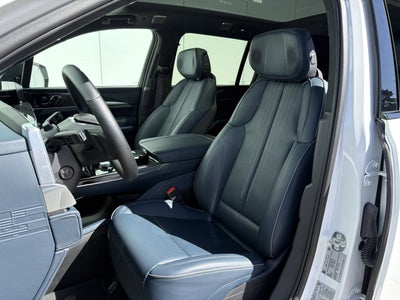 2025 Cadillac ESCALADE IQ Sport 2