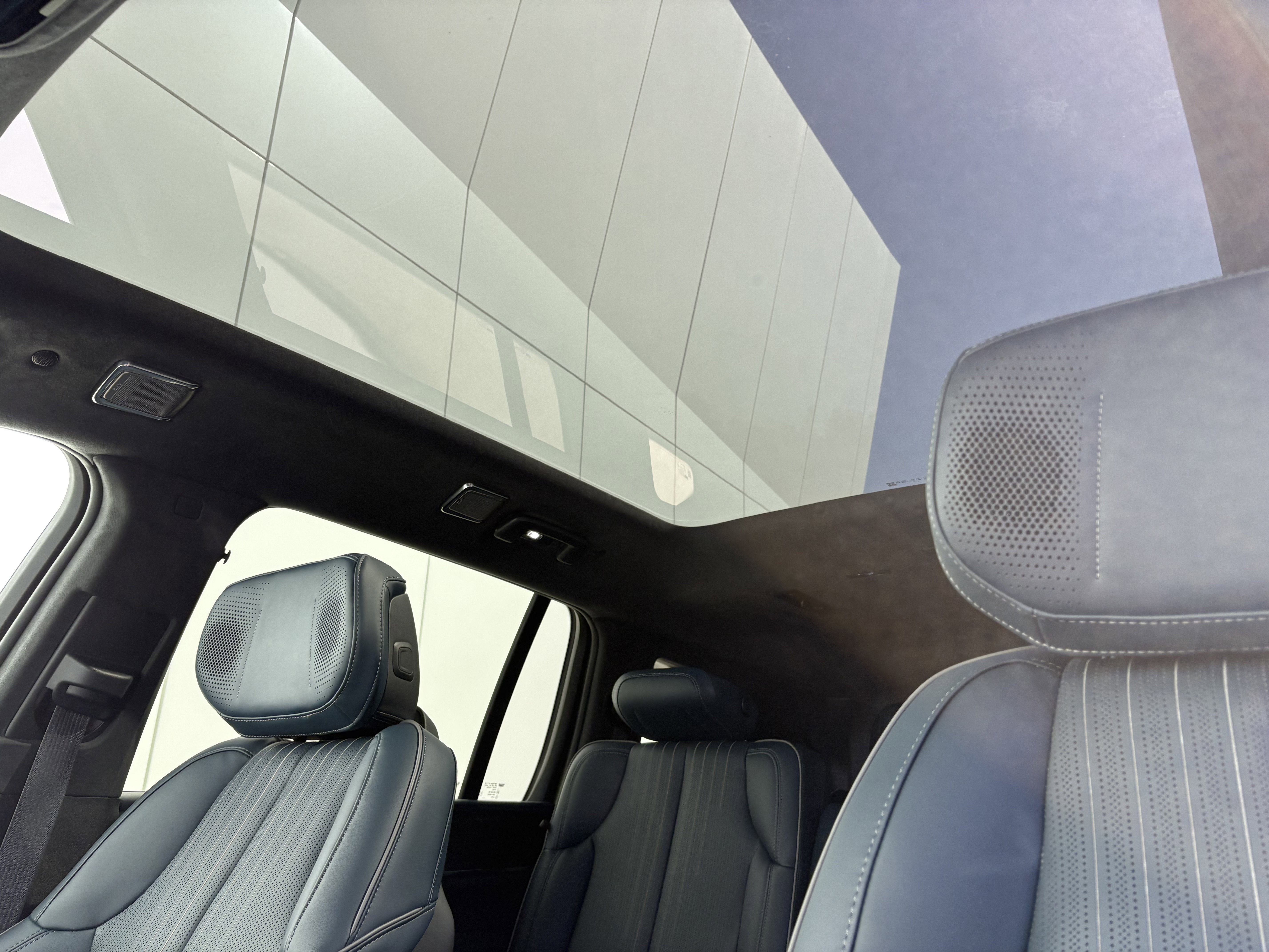 2025 Cadillac ESCALADE IQ Sport 2