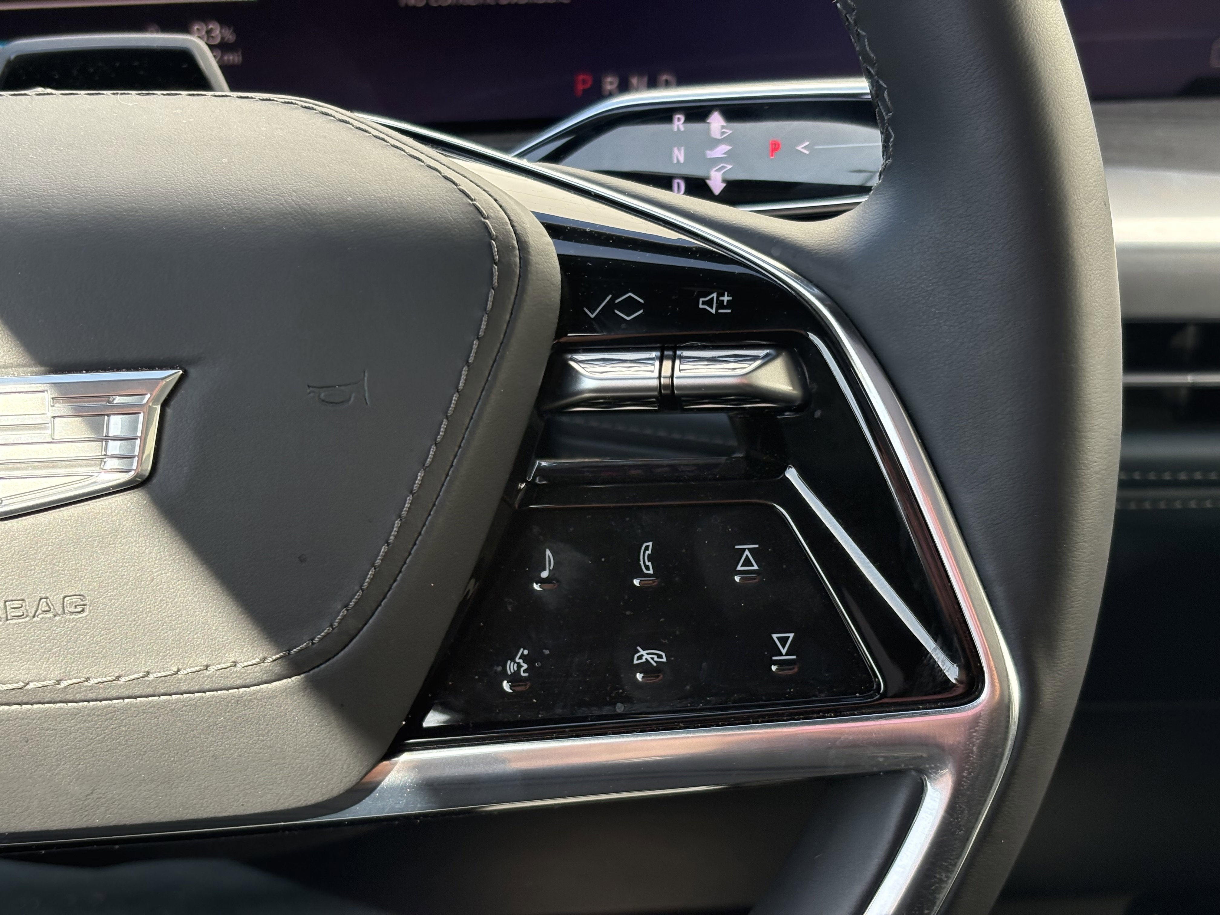 2025 Cadillac ESCALADE IQ Sport 2