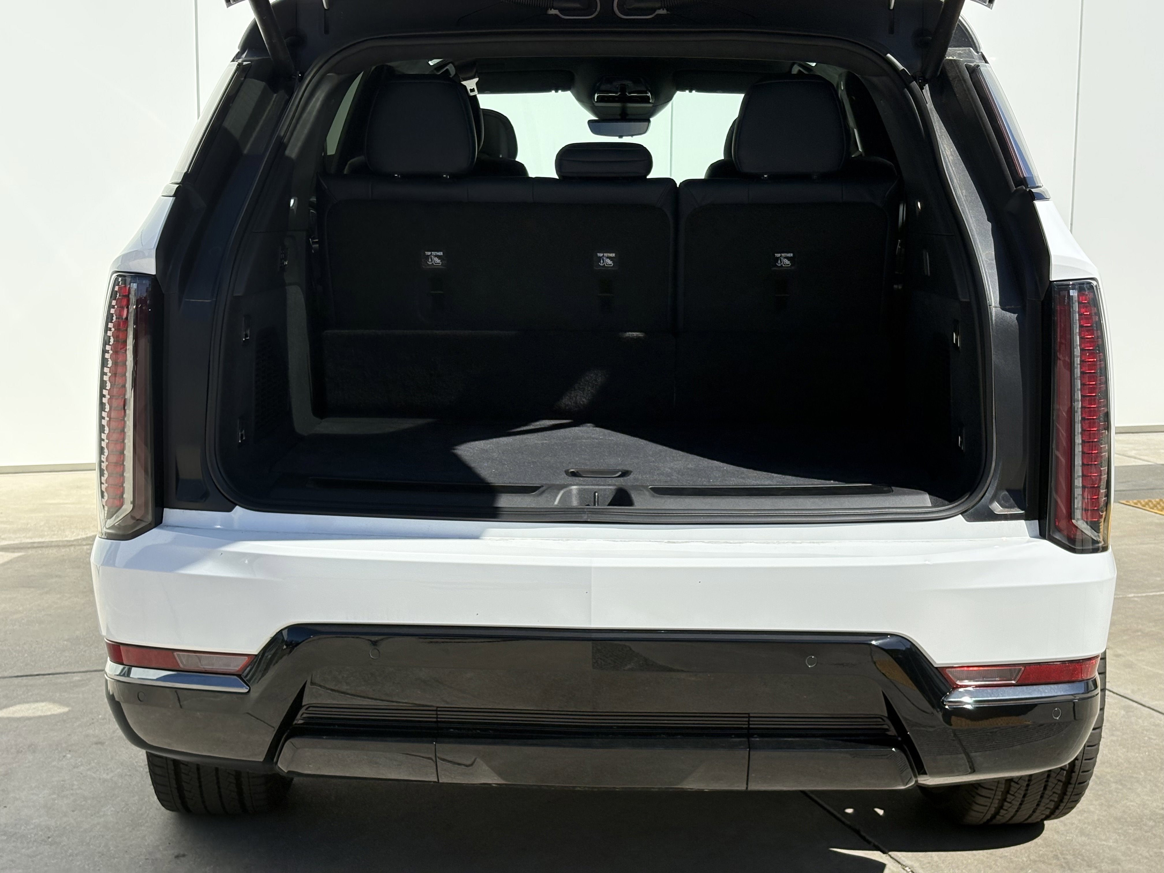 2025 Cadillac ESCALADE IQ Sport 2