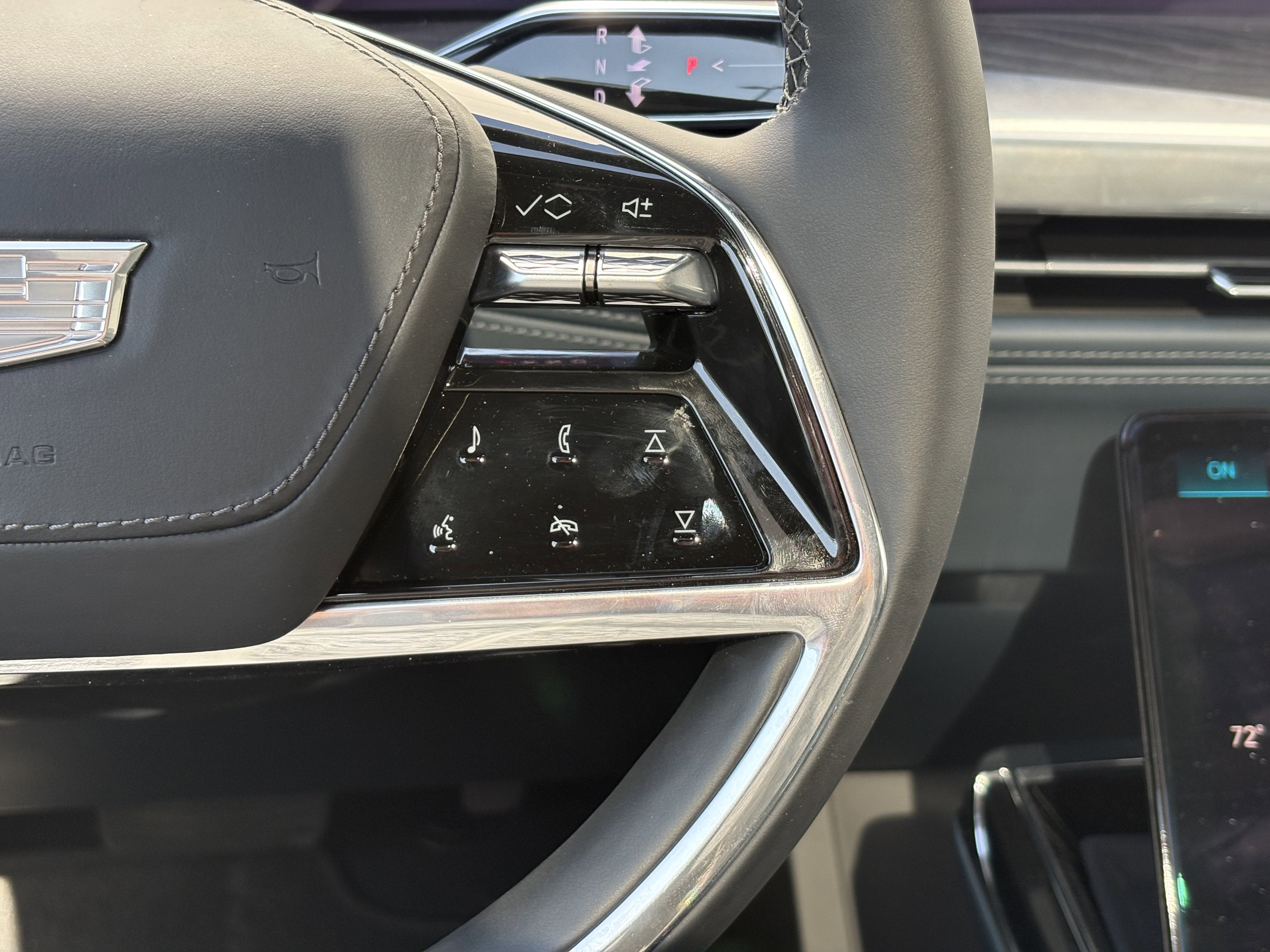 2025 Cadillac ESCALADE IQ Sport 2