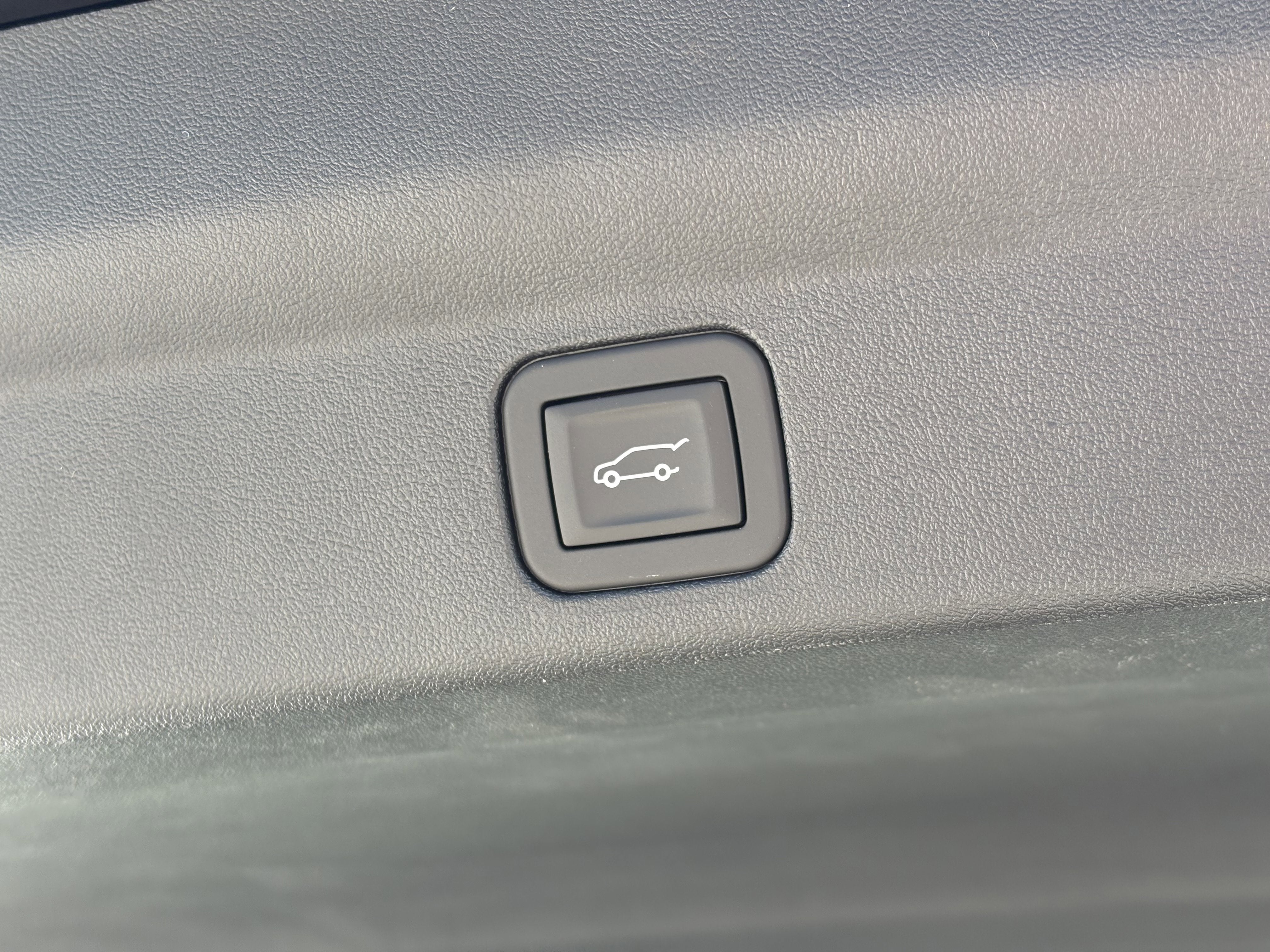 2026 Cadillac ESCALADE IQ Premium Sport