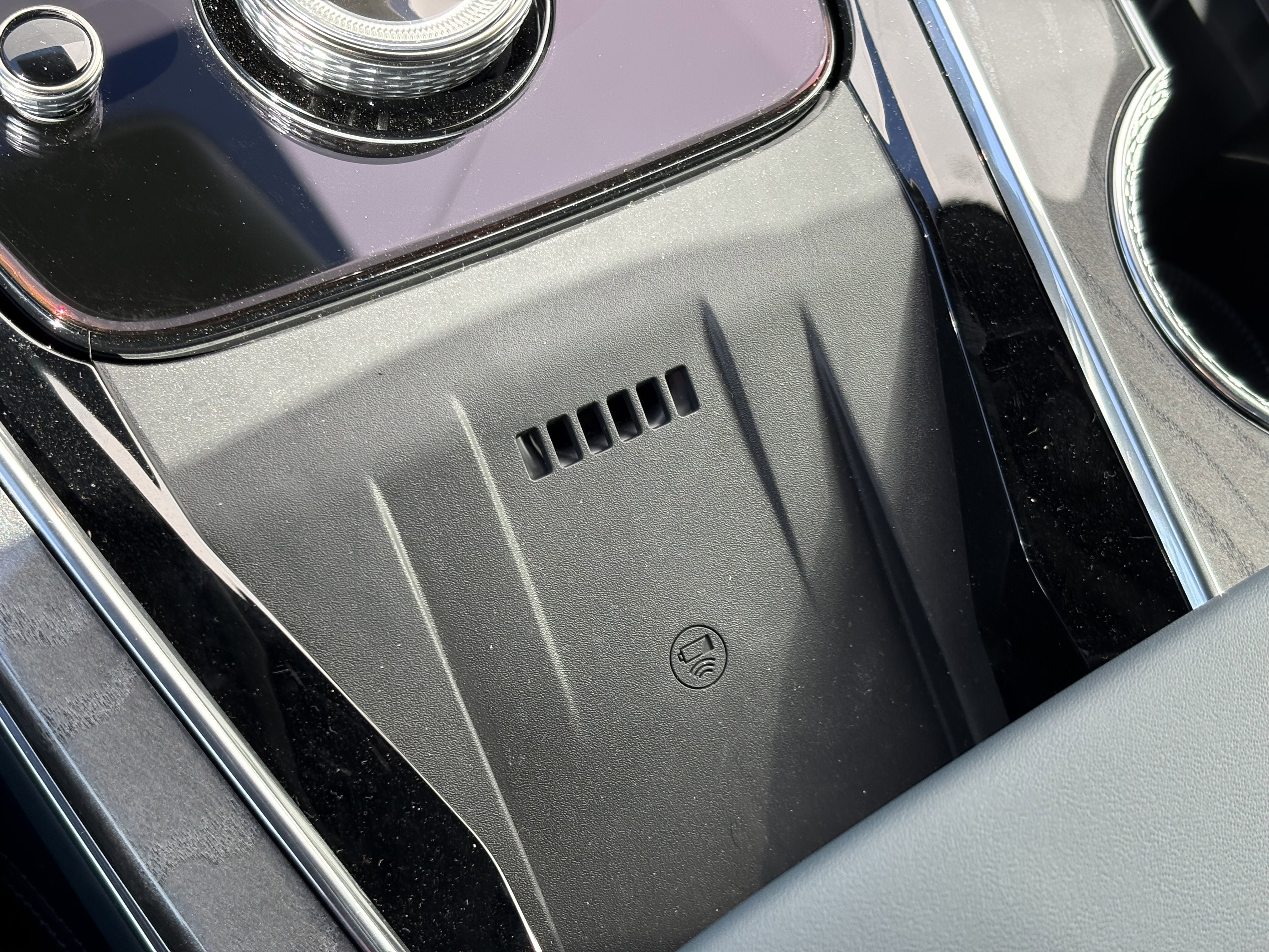 2026 Cadillac ESCALADE IQ Premium Sport