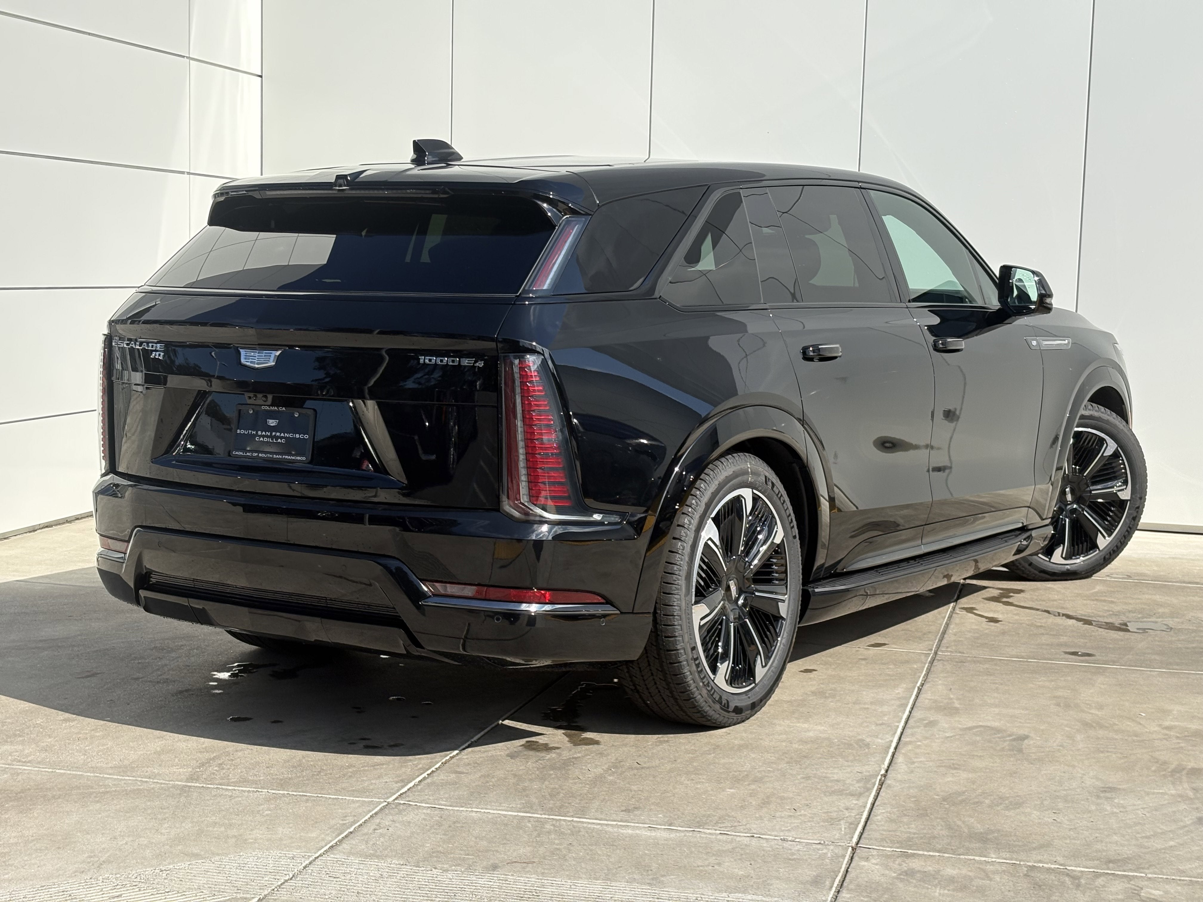 2026 Cadillac ESCALADE IQ Premium Sport