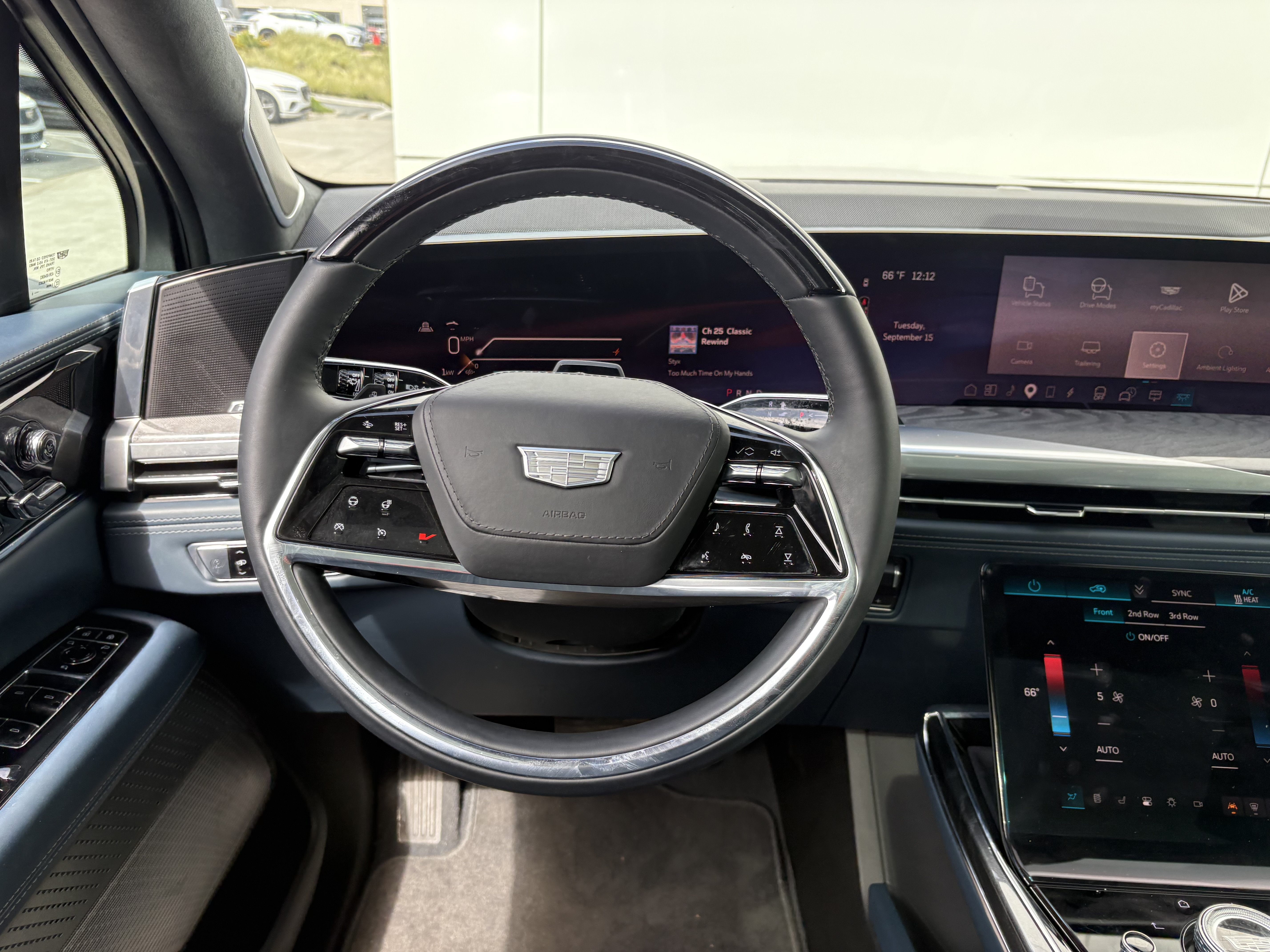 2026 Cadillac ESCALADE IQ Premium Sport