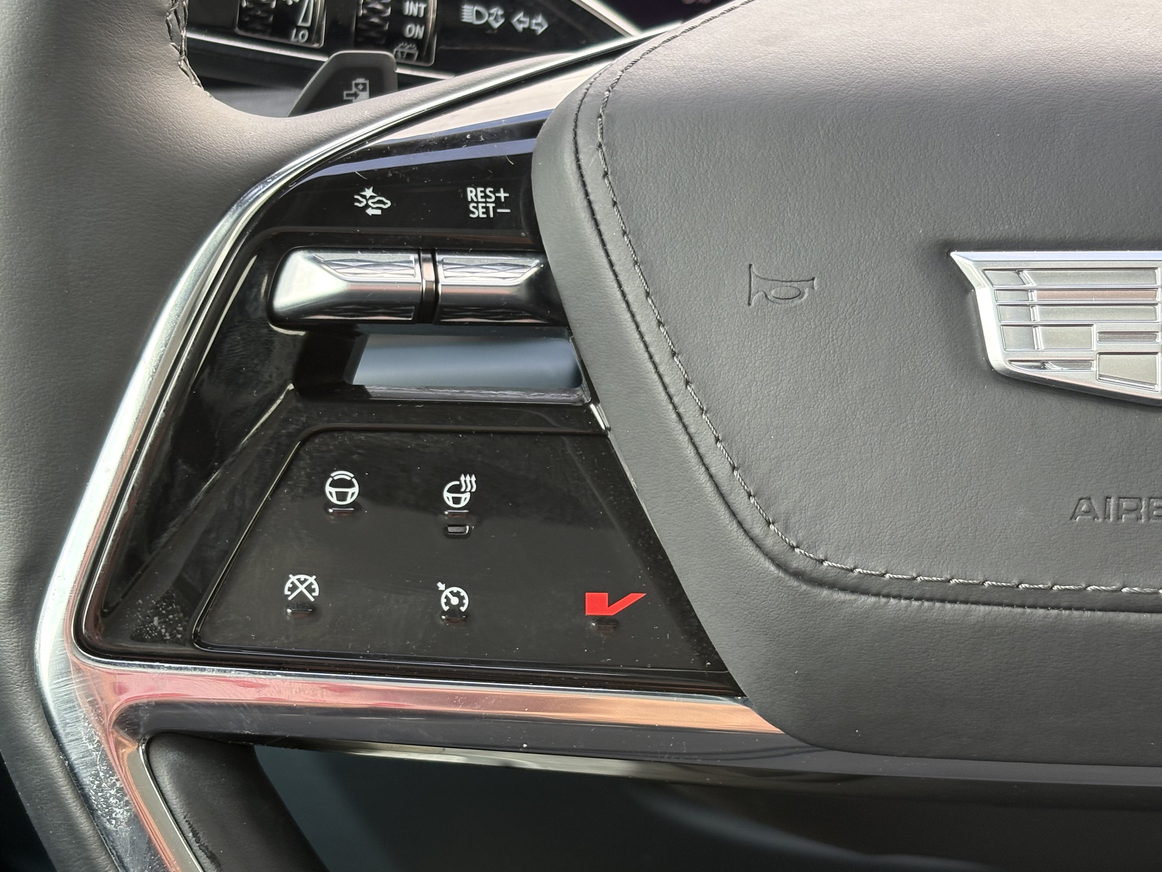 2026 Cadillac ESCALADE IQ Premium Sport