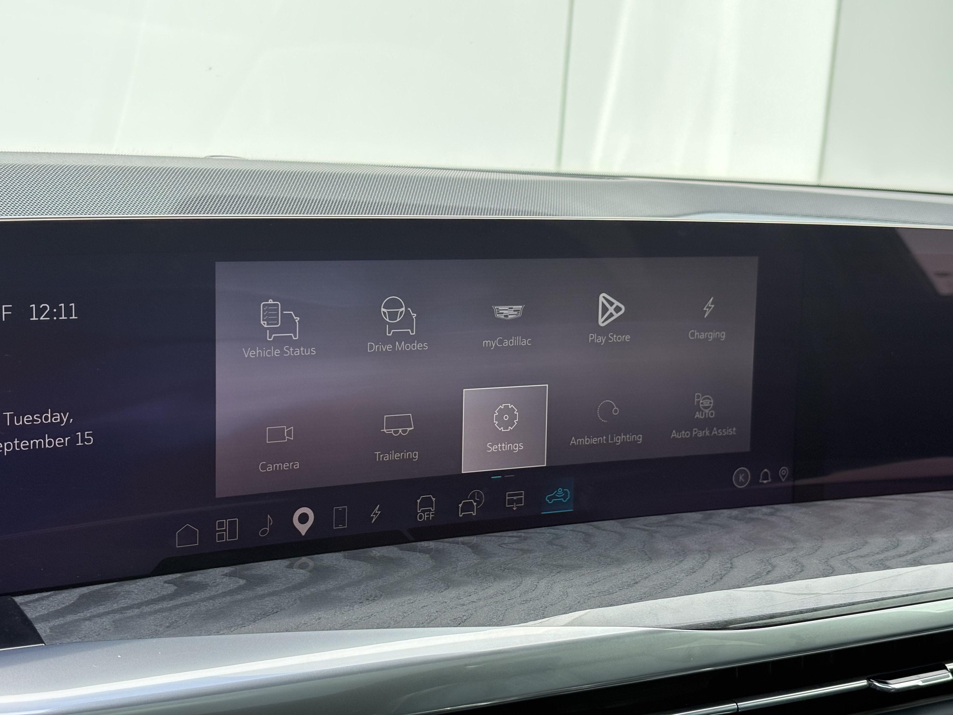 2026 Cadillac ESCALADE IQ Premium Sport