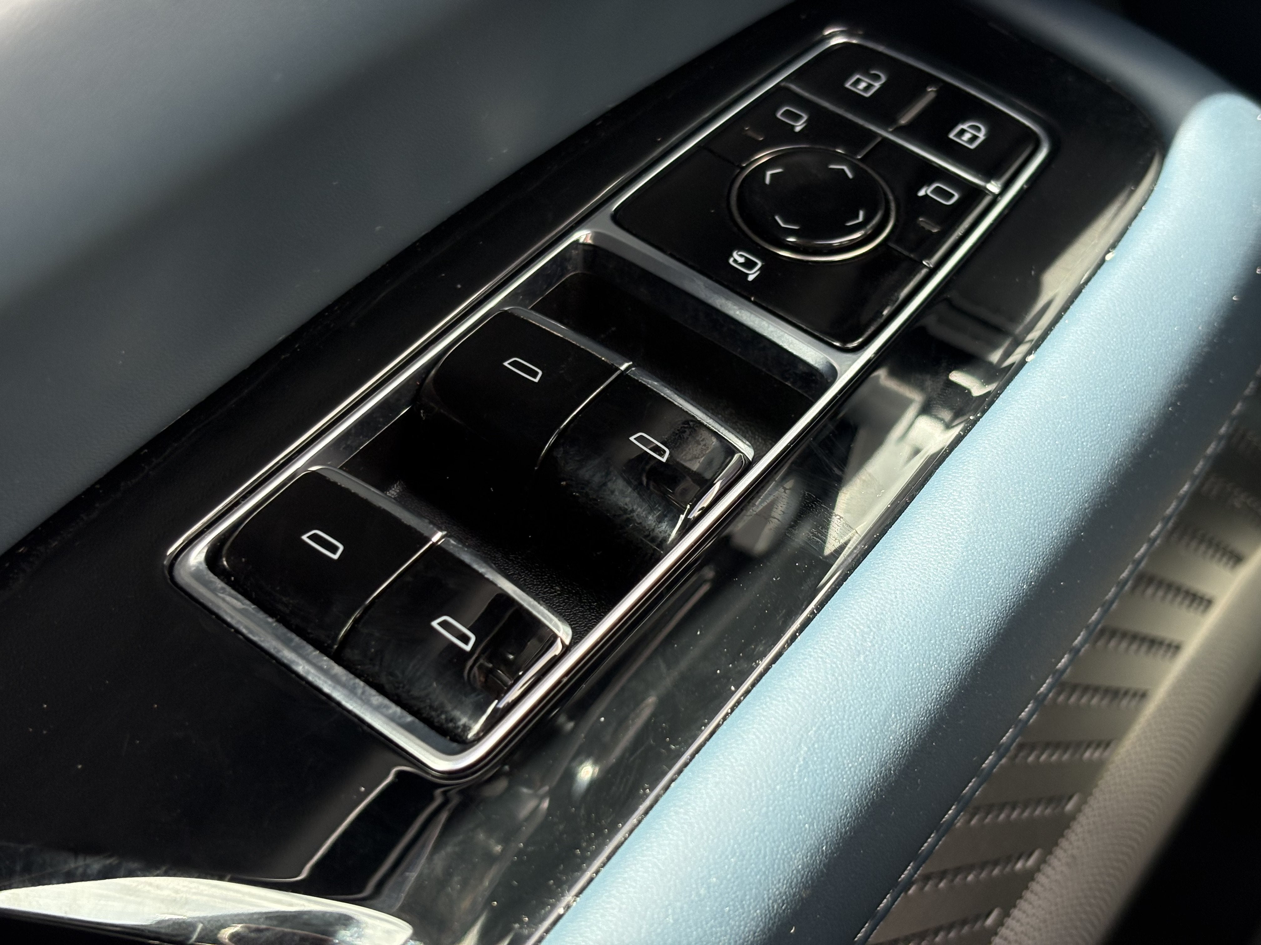 2026 Cadillac ESCALADE IQ Premium Sport