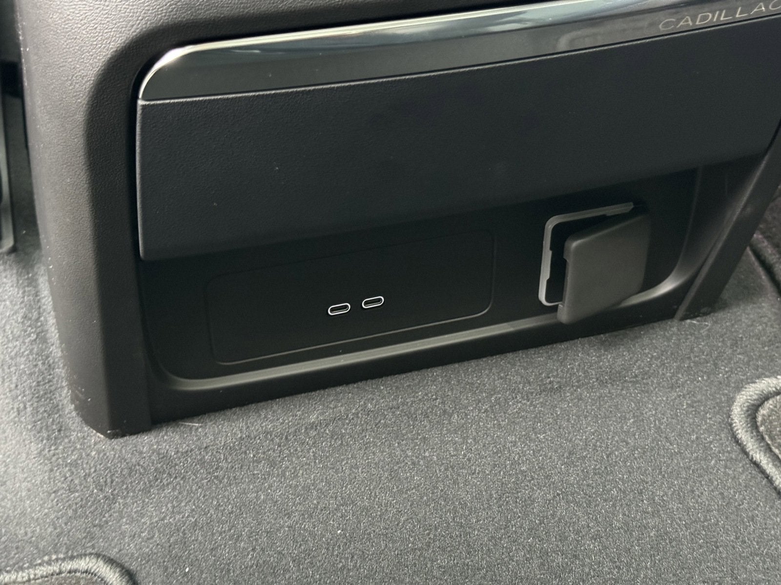 2025 Cadillac ESCALADE IQ Sport 2