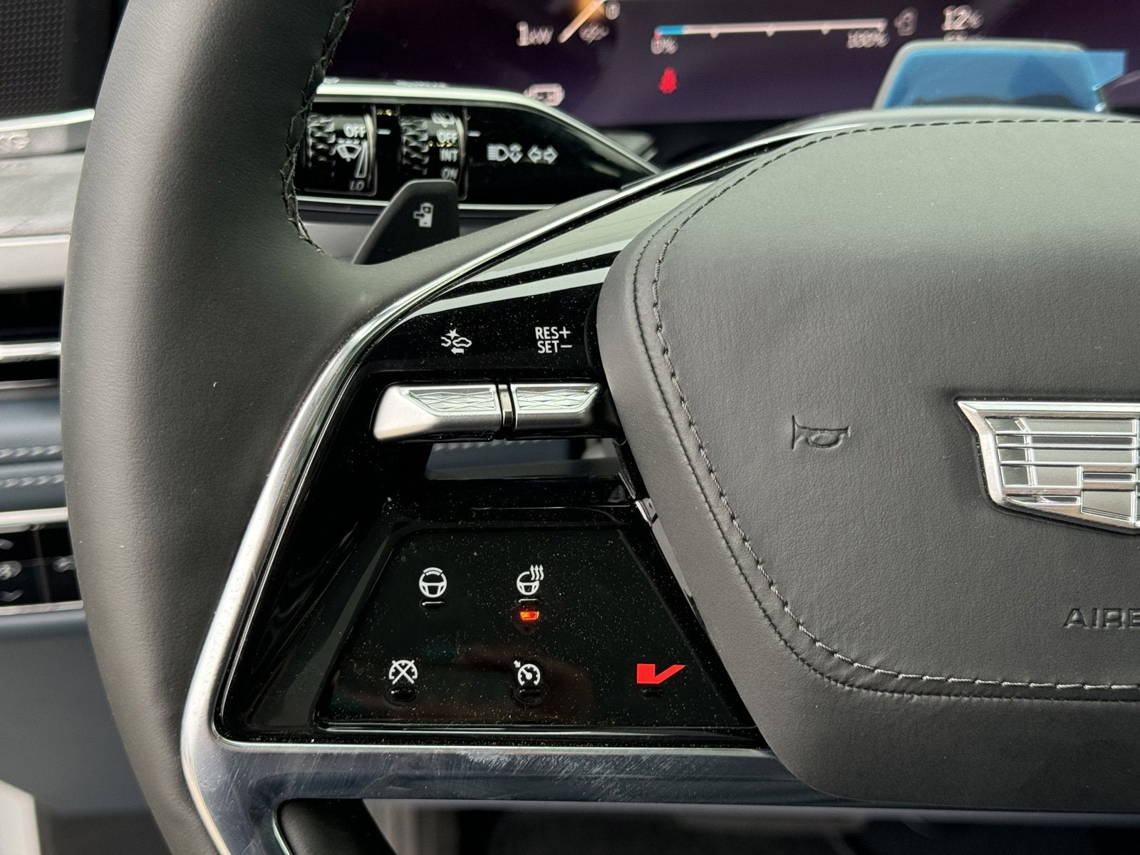 2025 Cadillac ESCALADE IQ Sport 2