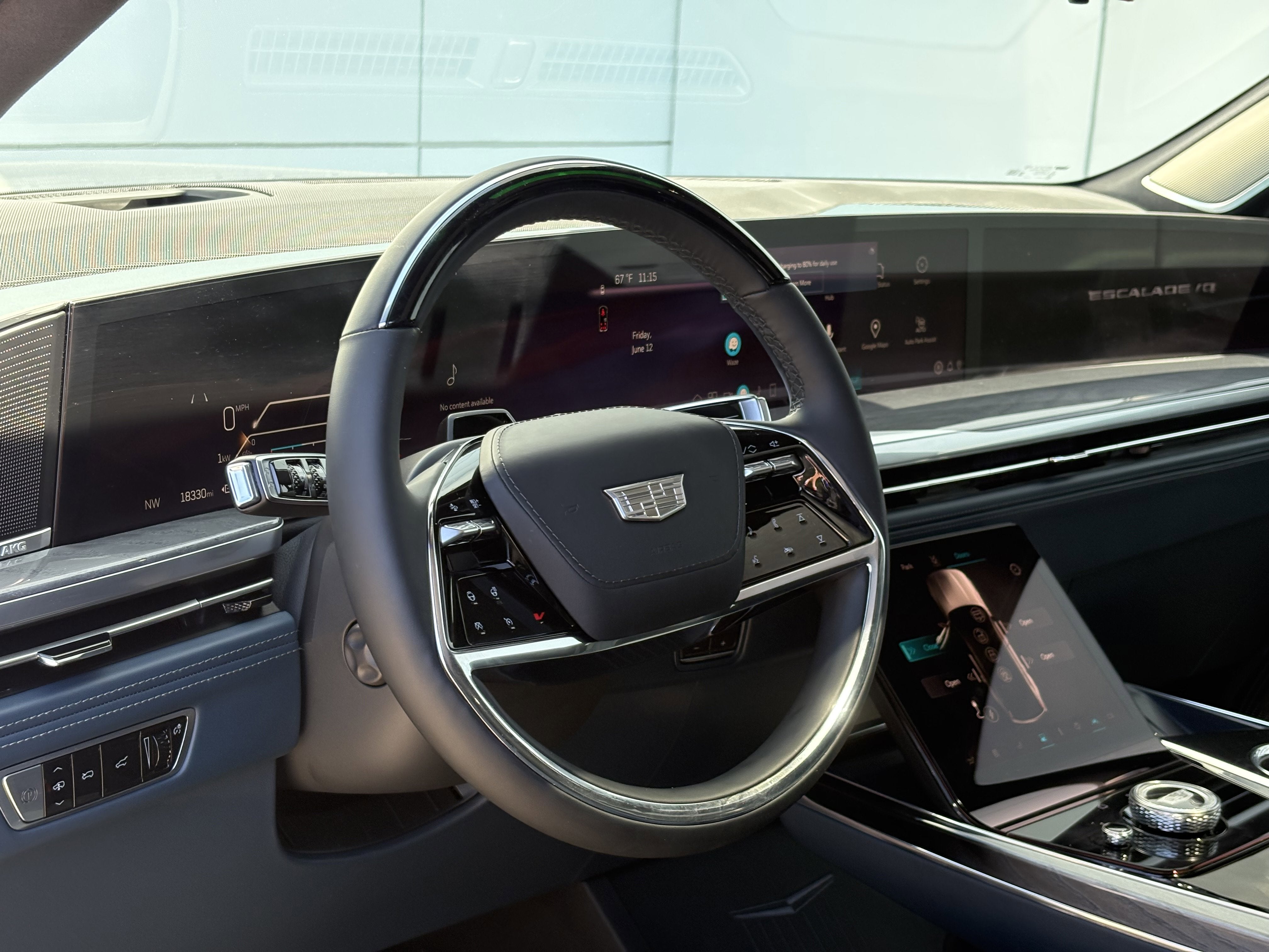 2025 Cadillac ESCALADE IQ Sport 2