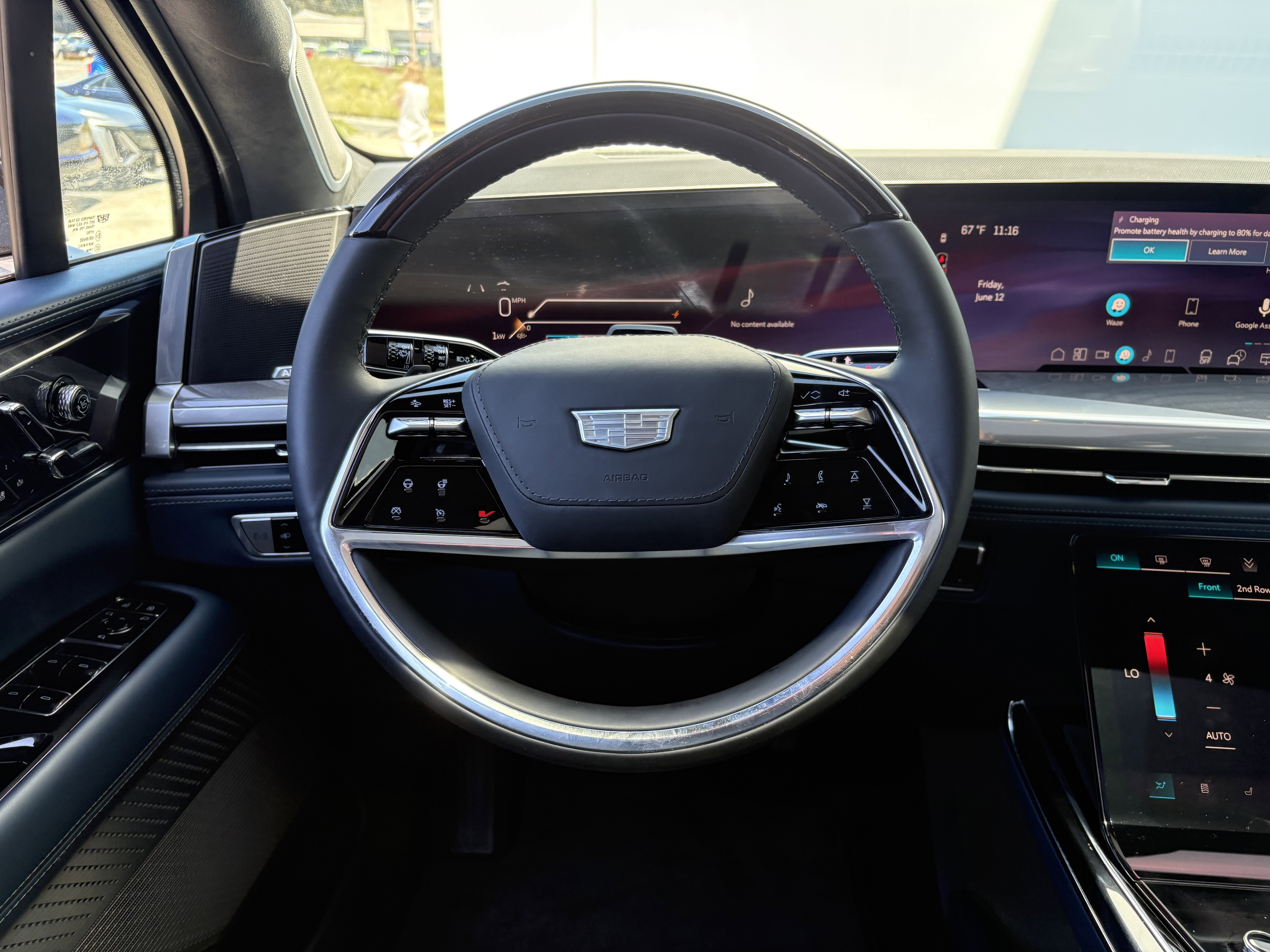2025 Cadillac ESCALADE IQ Sport 2