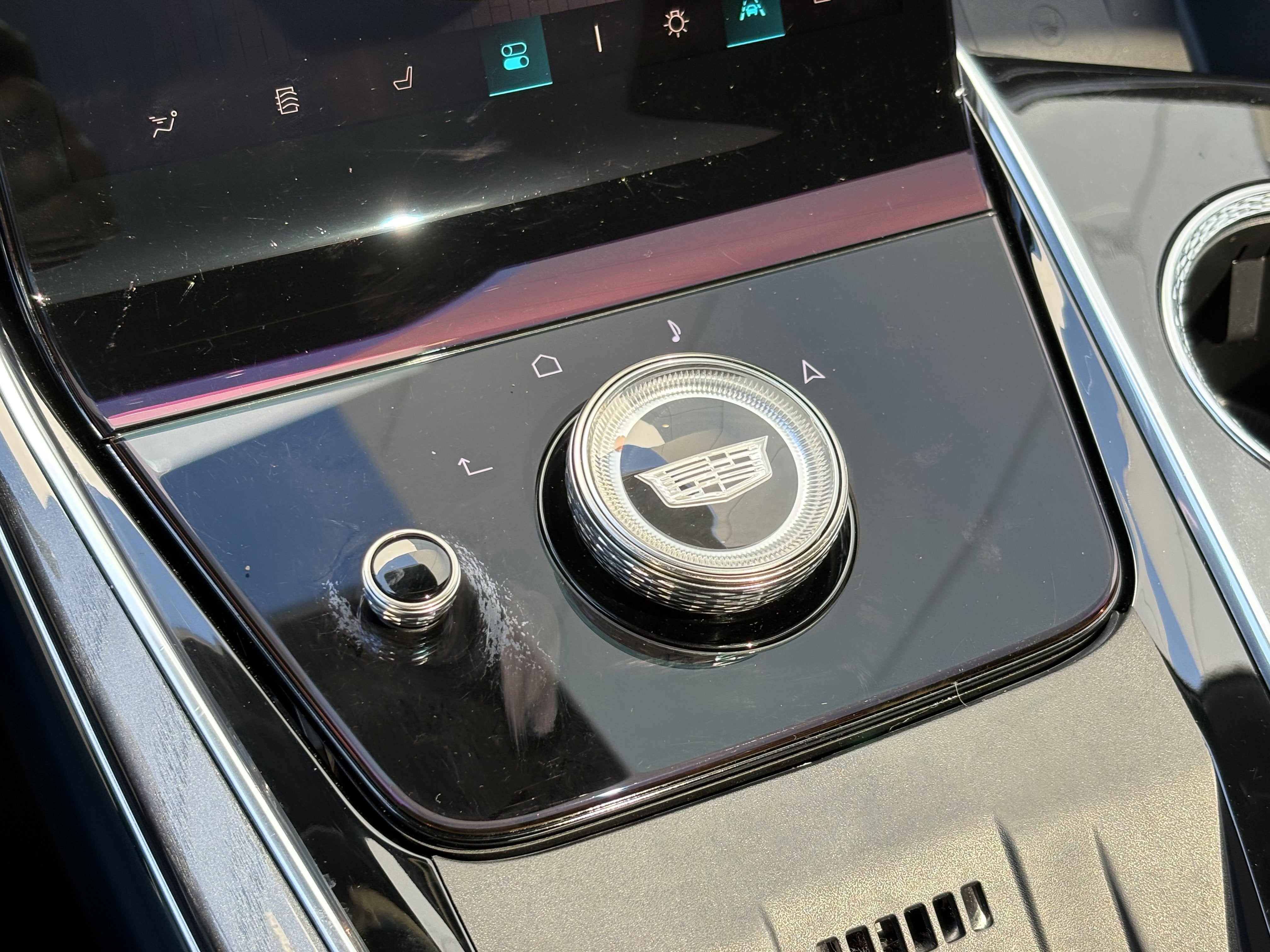 2025 Cadillac ESCALADE IQ Sport 2