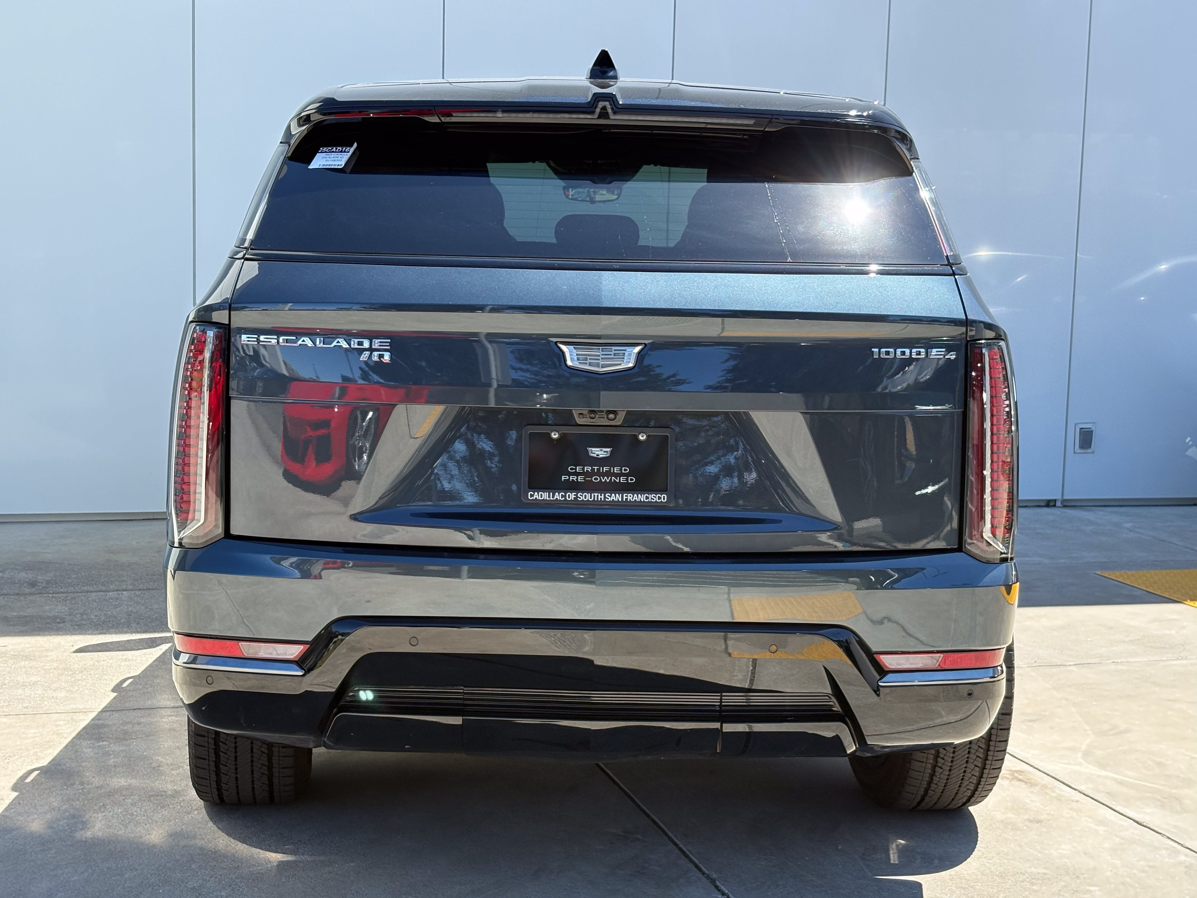 2025 Cadillac ESCALADE IQ Sport 2