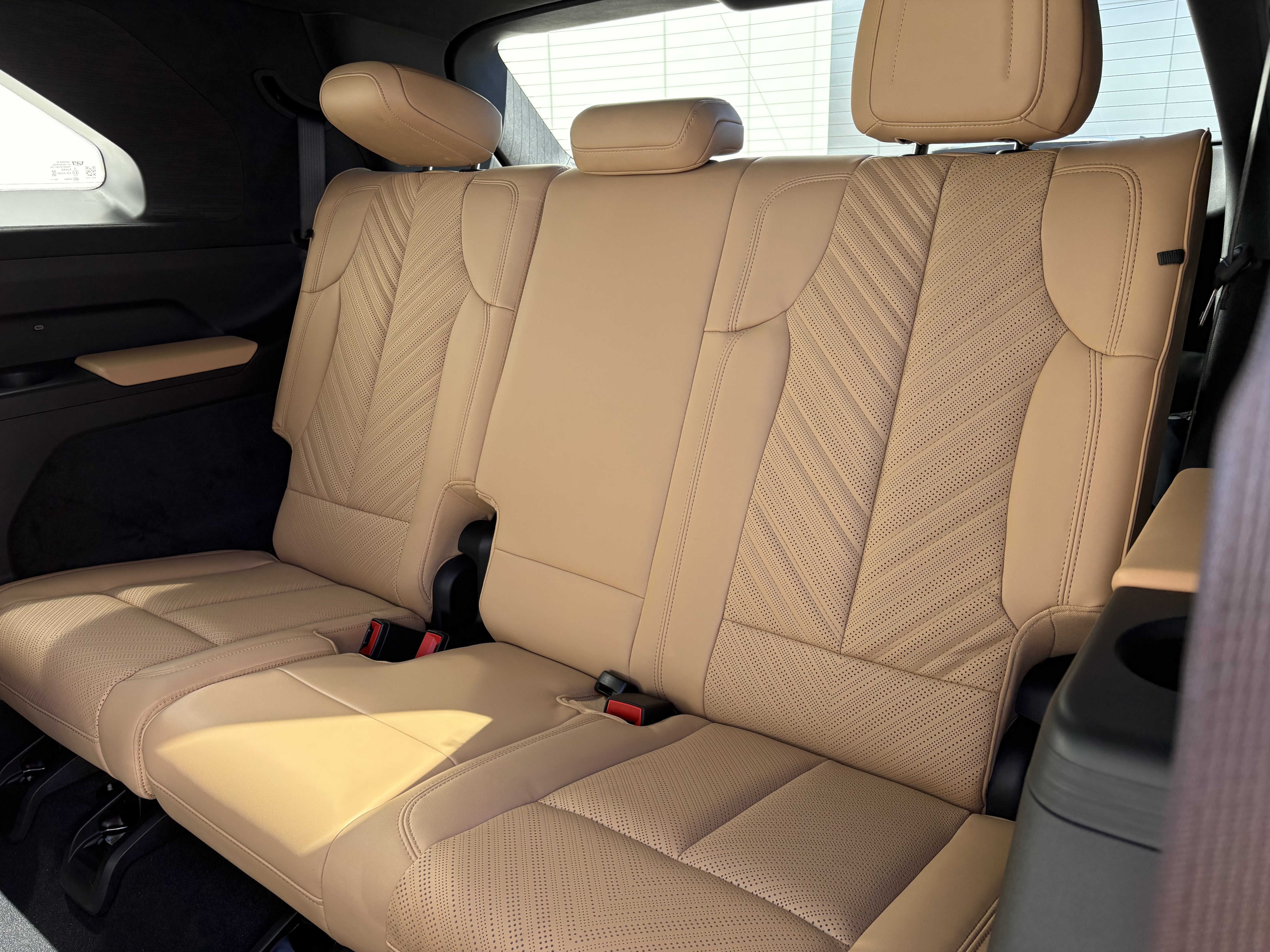 2025 Cadillac ESCALADE IQ Sport 2