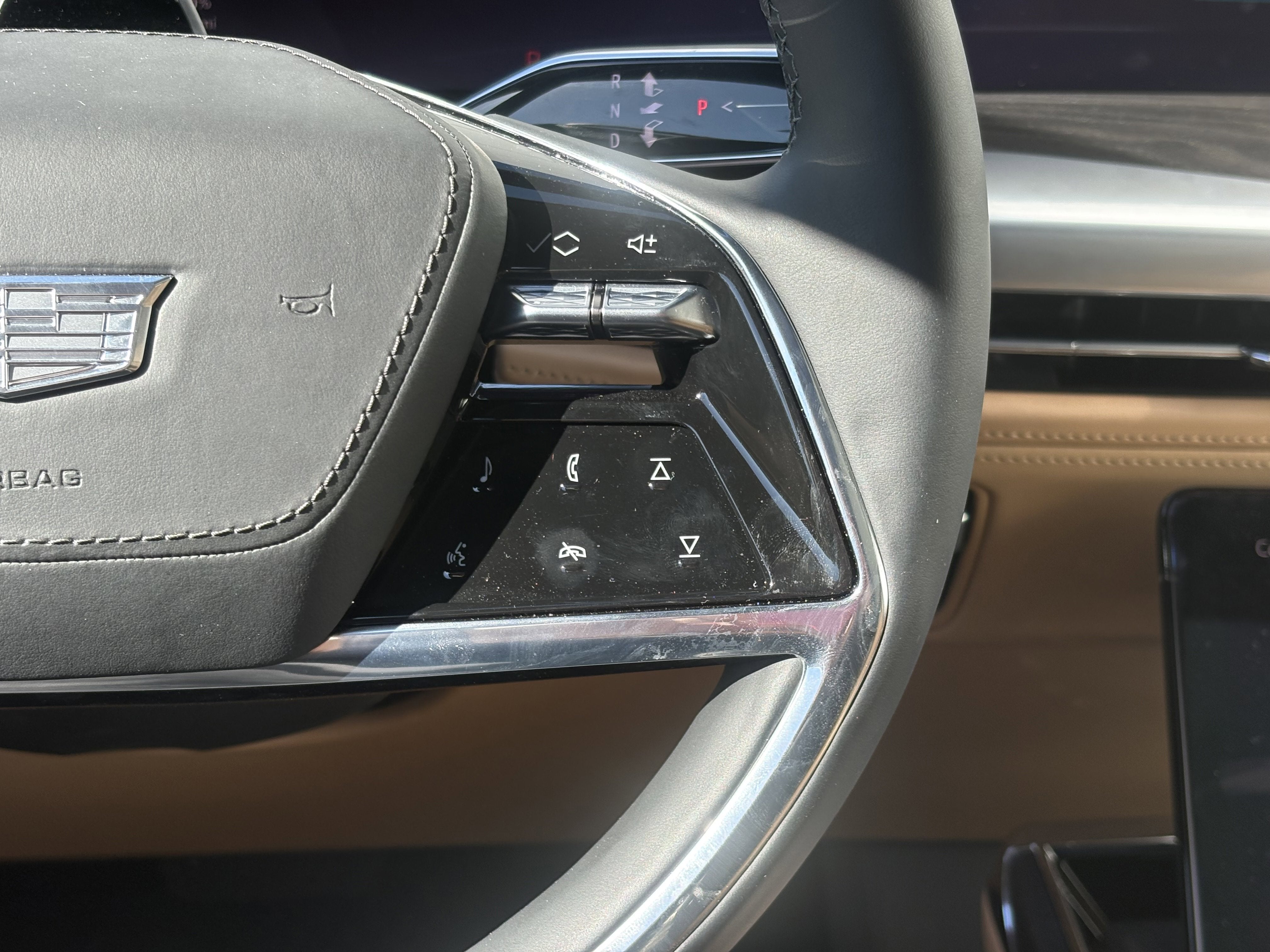 2025 Cadillac ESCALADE IQ Sport 2