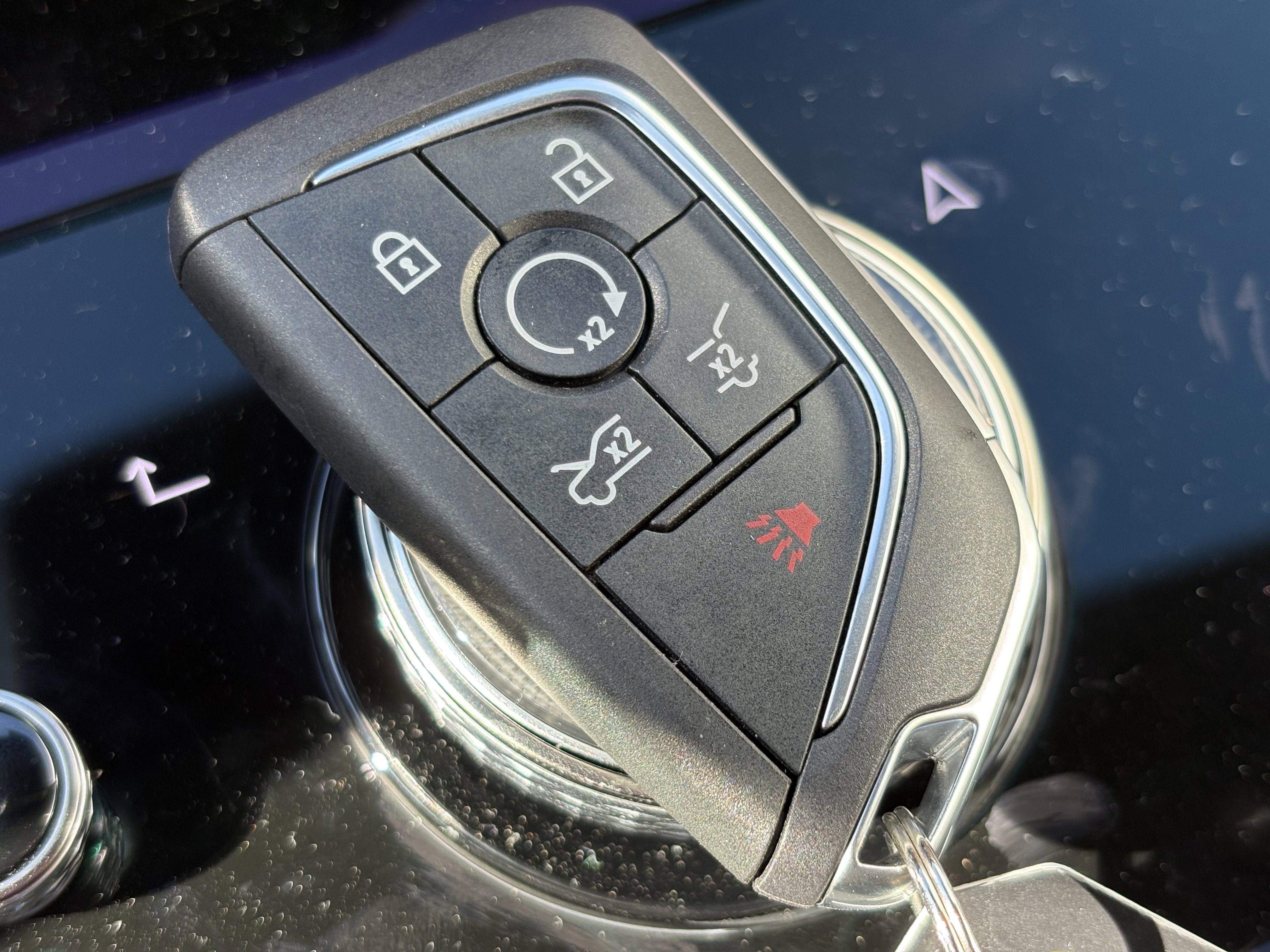 2025 Cadillac ESCALADE IQ Sport 2