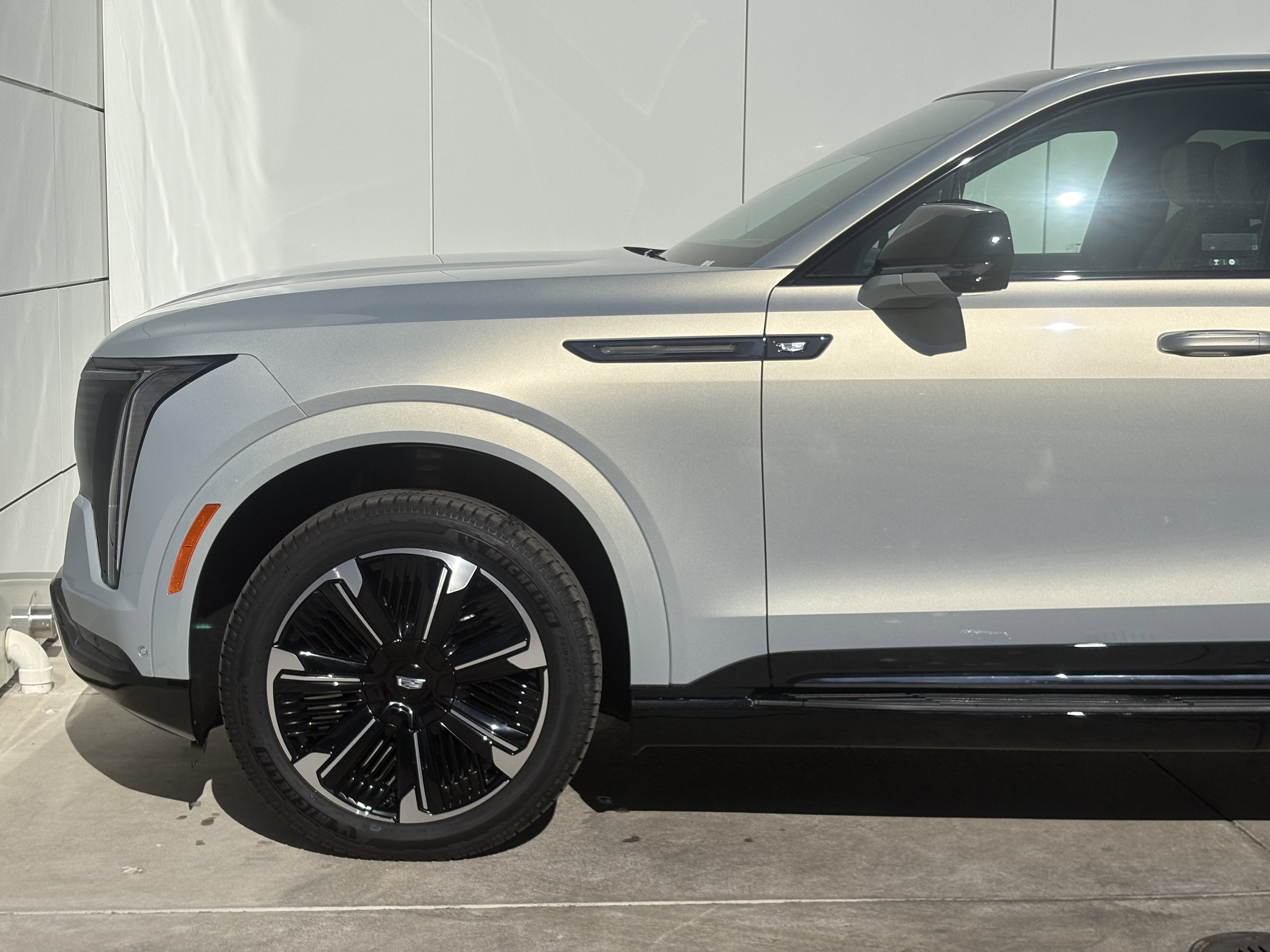 2025 Cadillac ESCALADE IQ Sport 2