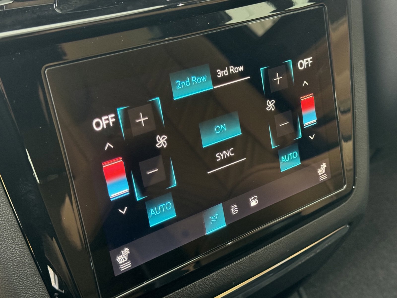 2025 Cadillac ESCALADE IQ Sport 2