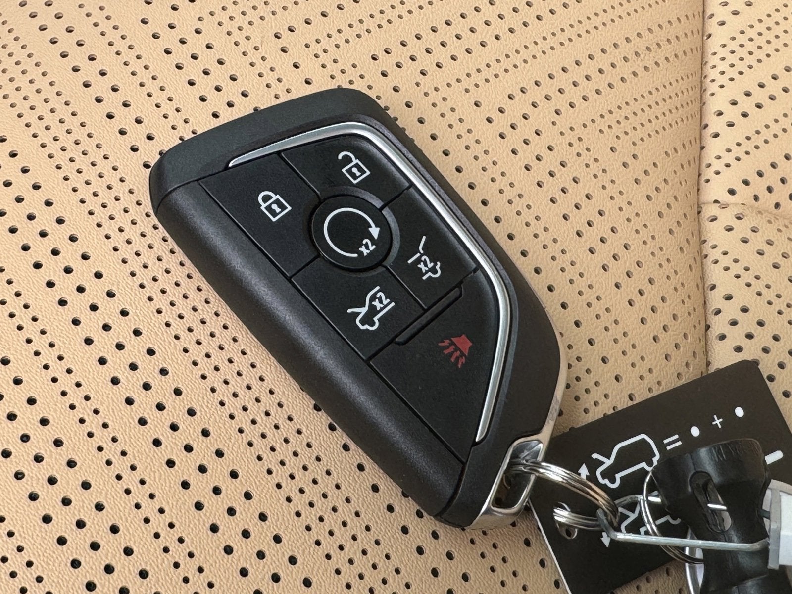 2025 Cadillac ESCALADE IQ Sport 2