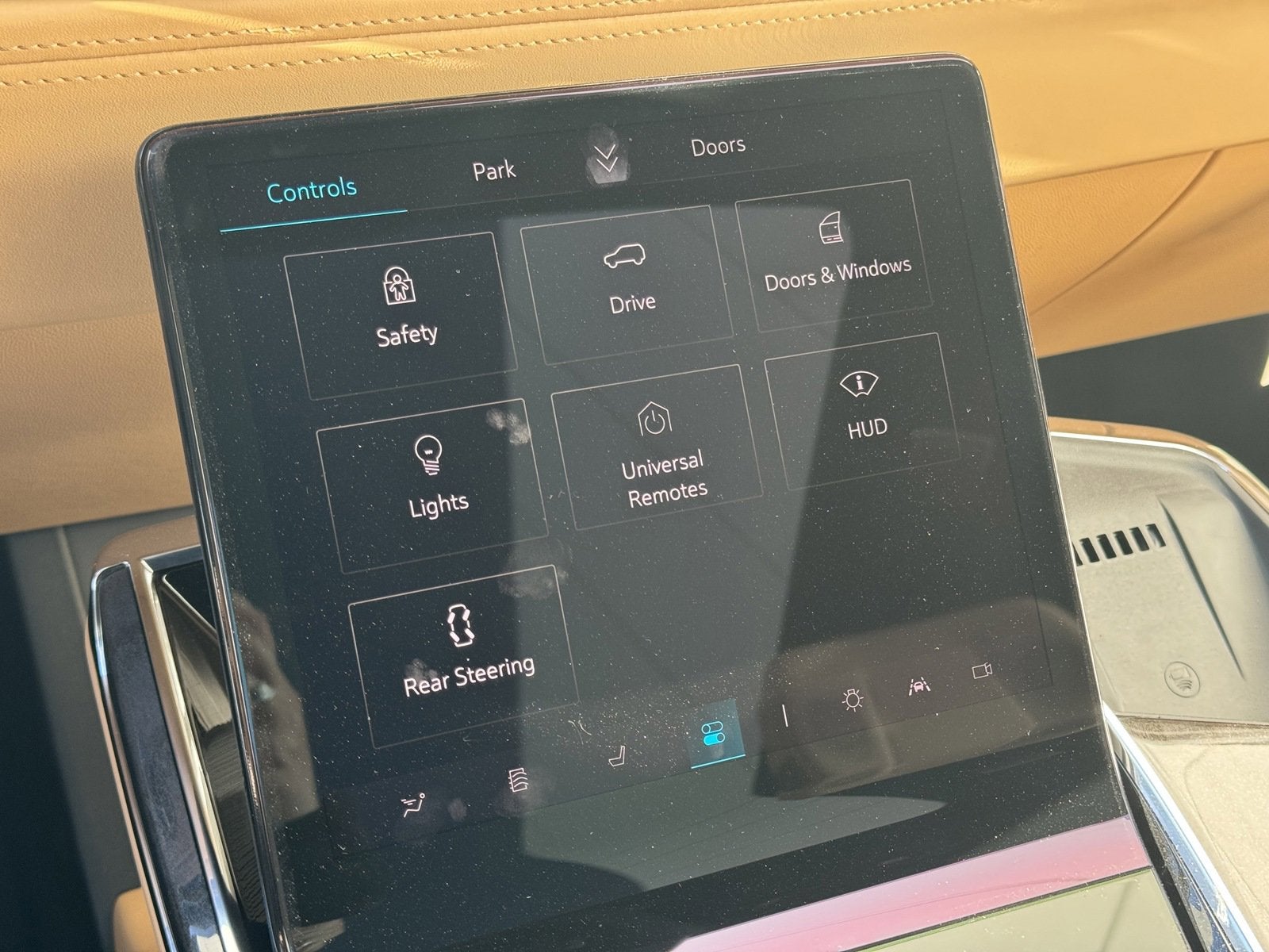 2025 Cadillac ESCALADE IQ Sport 2