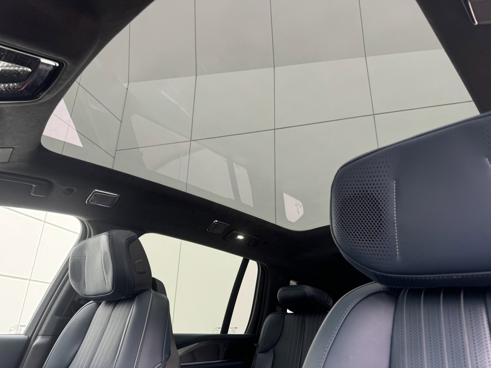 2025 Cadillac ESCALADE IQ Sport 2