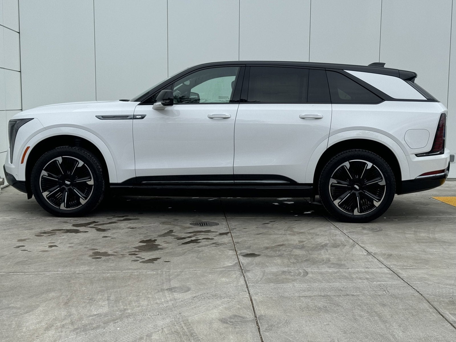 2025 Cadillac ESCALADE IQ Sport 2