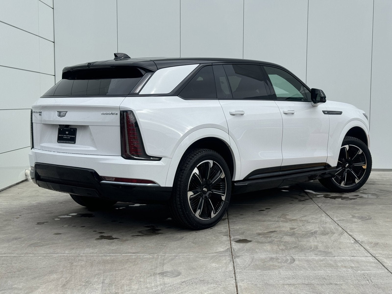 2025 Cadillac ESCALADE IQ Sport 2