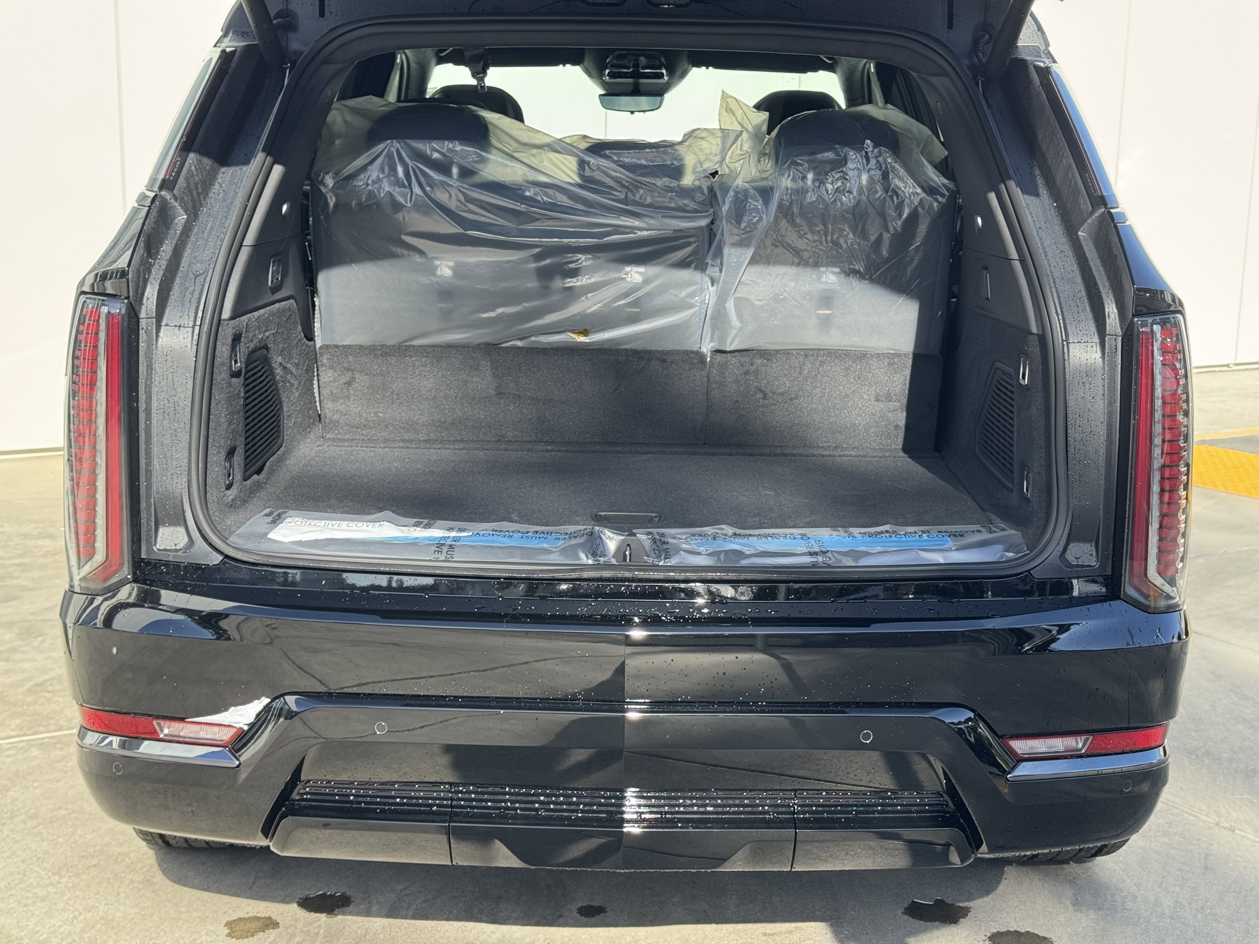 2025 Cadillac ESCALADE IQ Sport 2