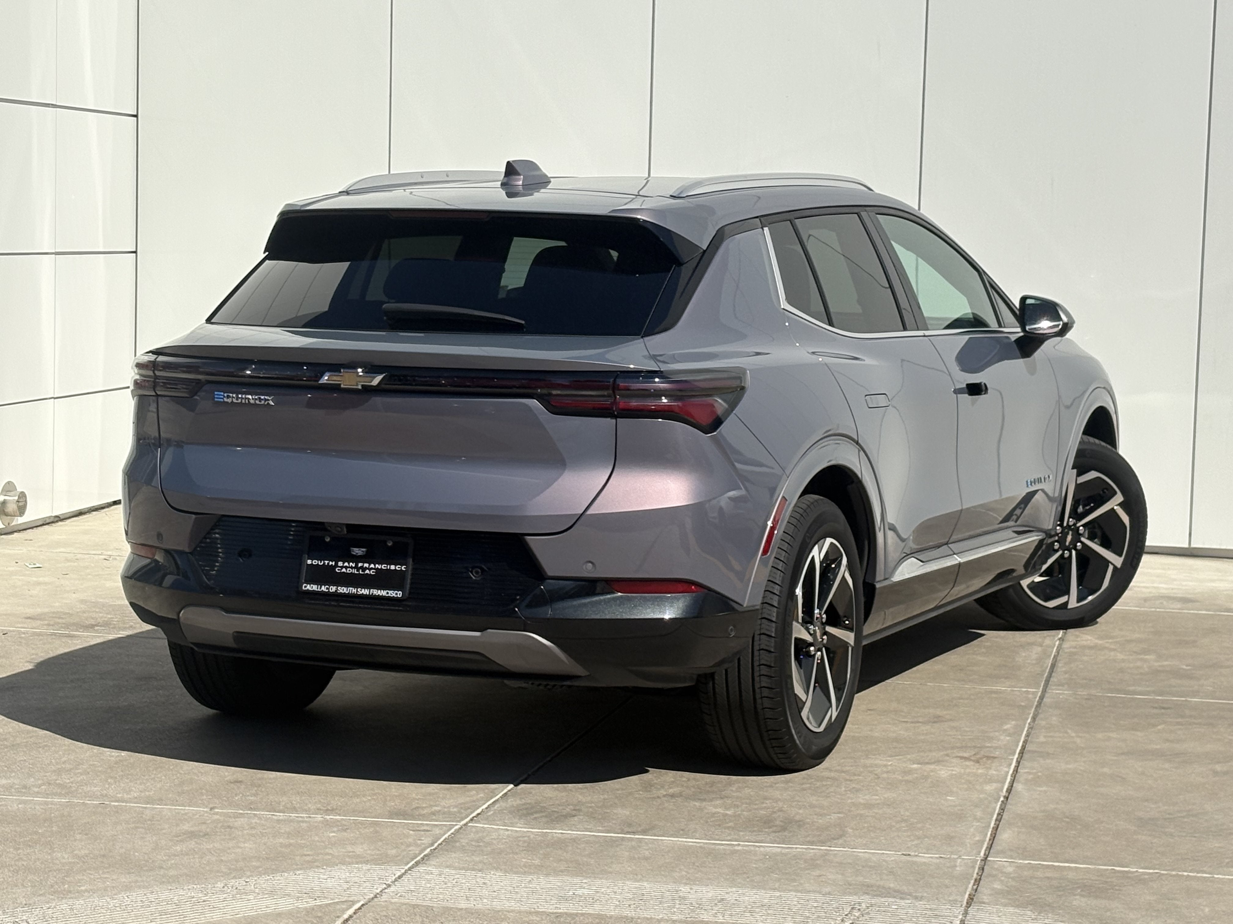 2024 Chevrolet Equinox EV 2LT