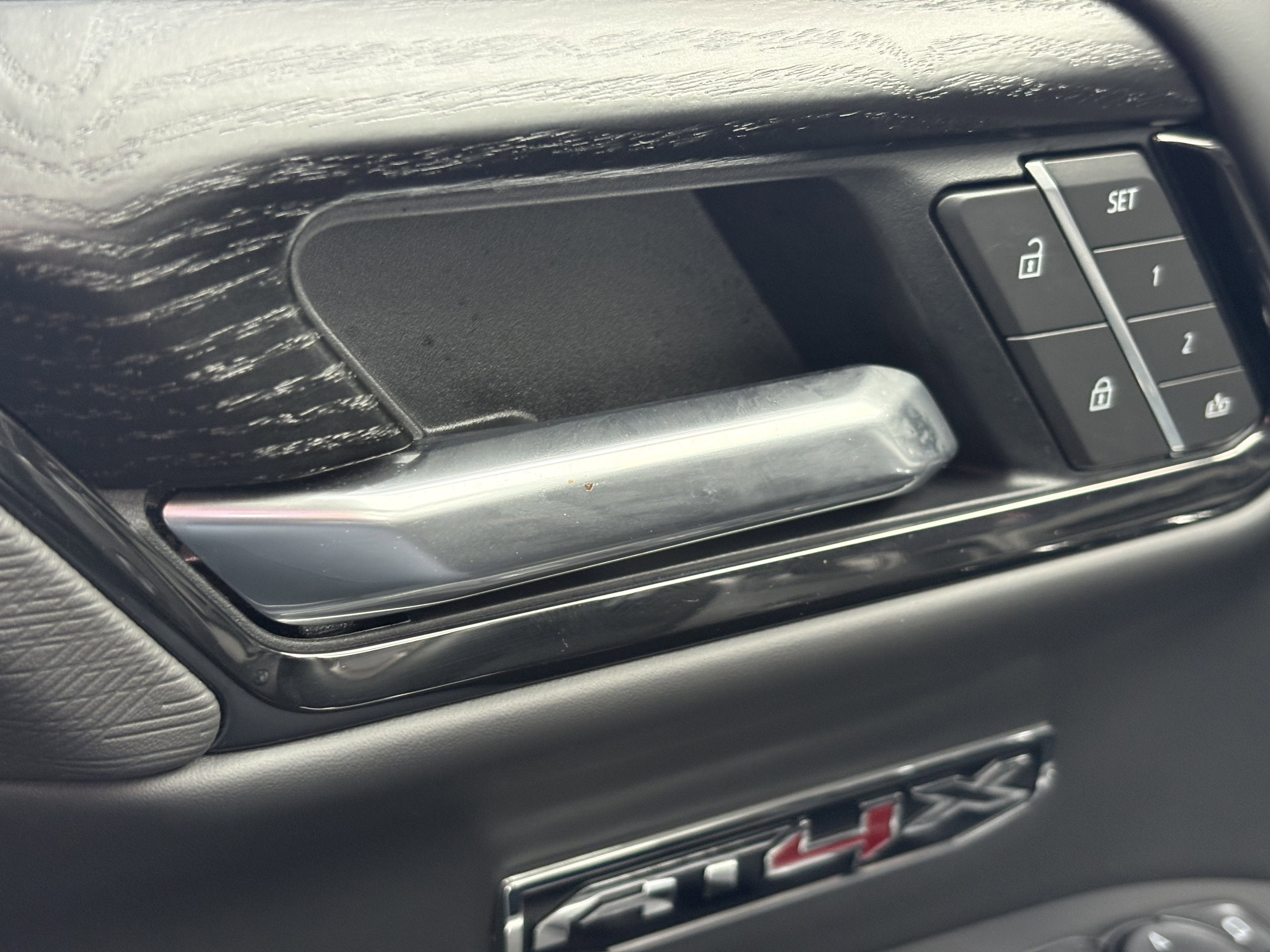 2025 GMC Sierra 1500 AT4X