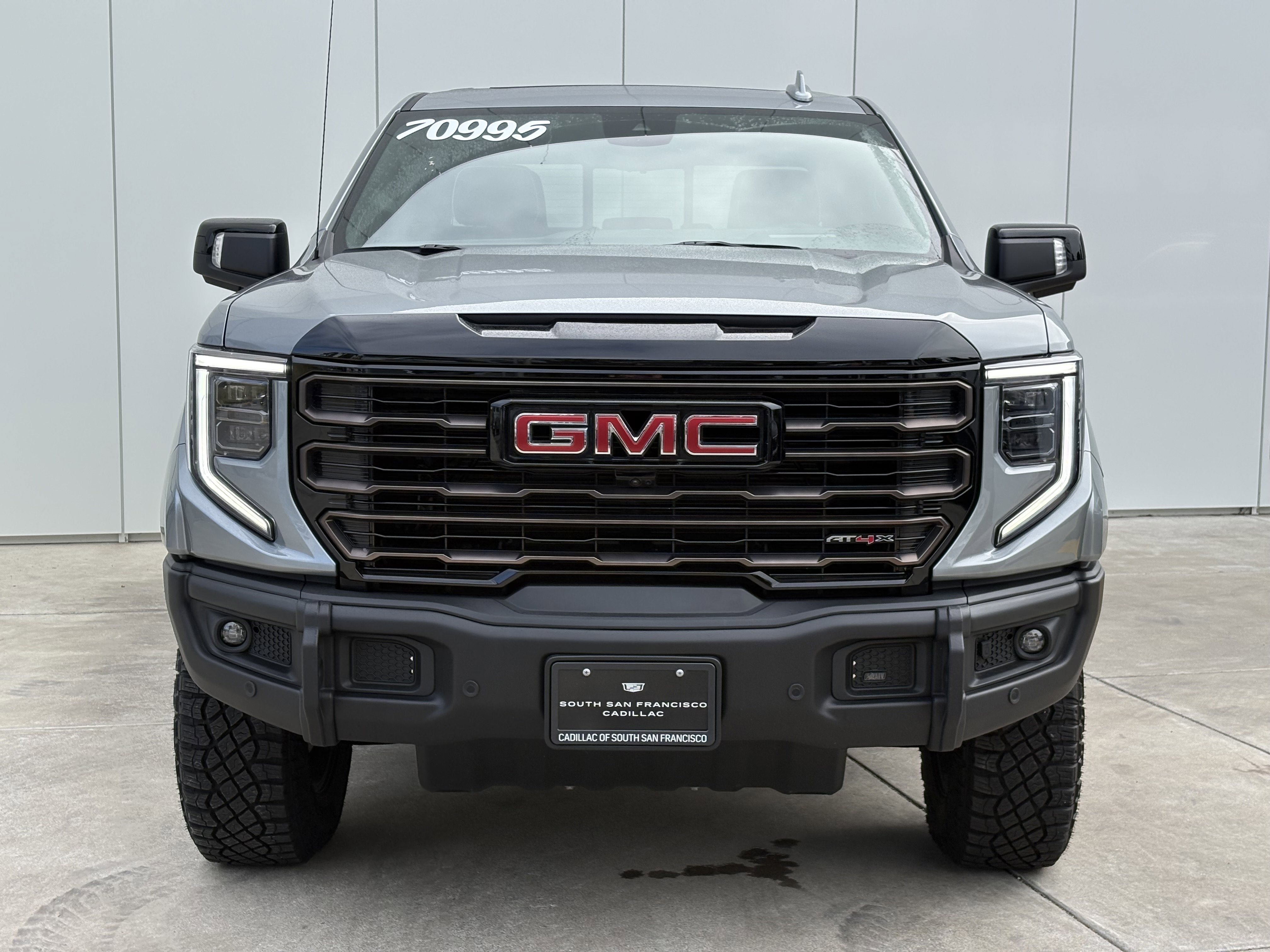 2025 GMC Sierra 1500 AT4X